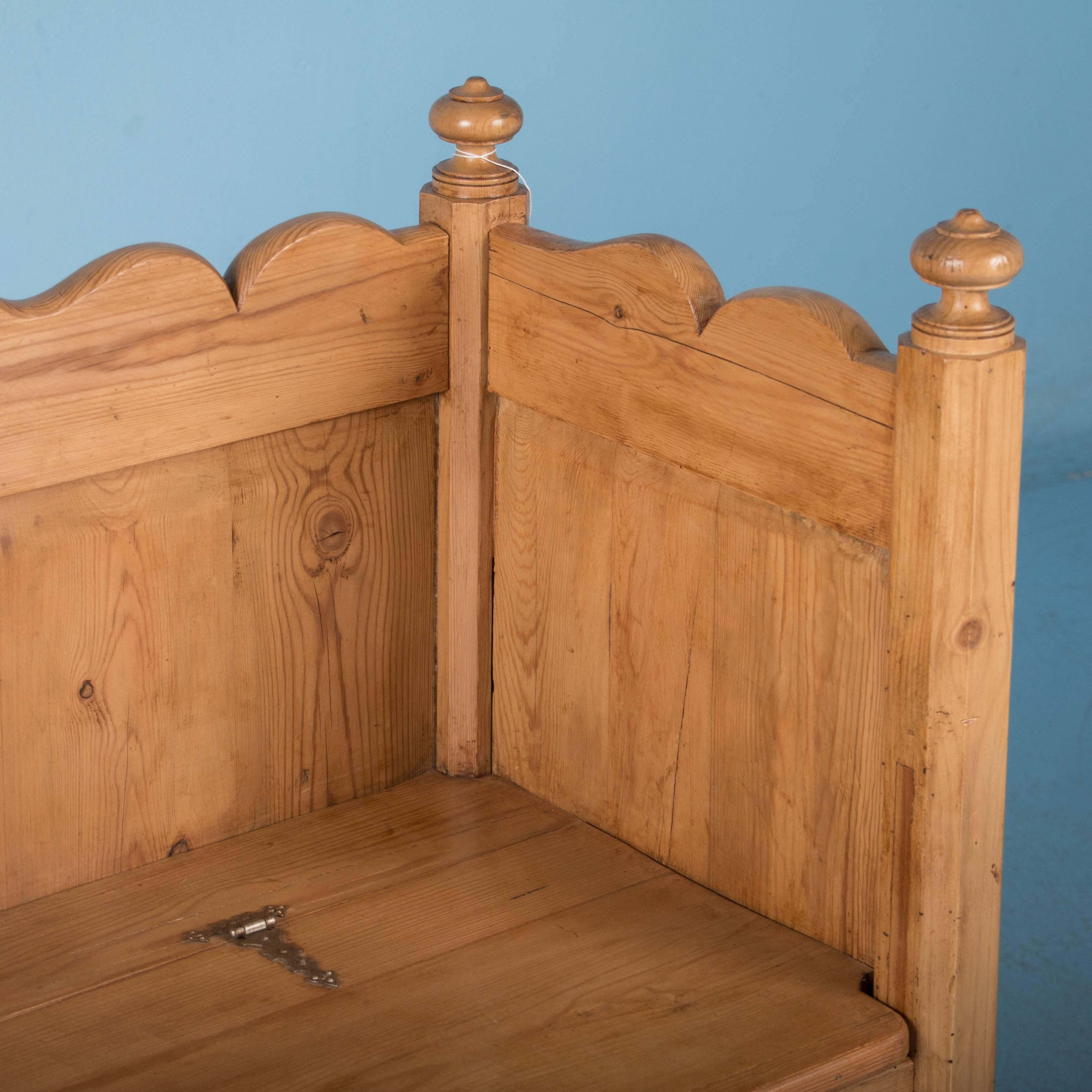 Reproduction Danish Pine Storage Bench In Good Condition In Round Top, TX