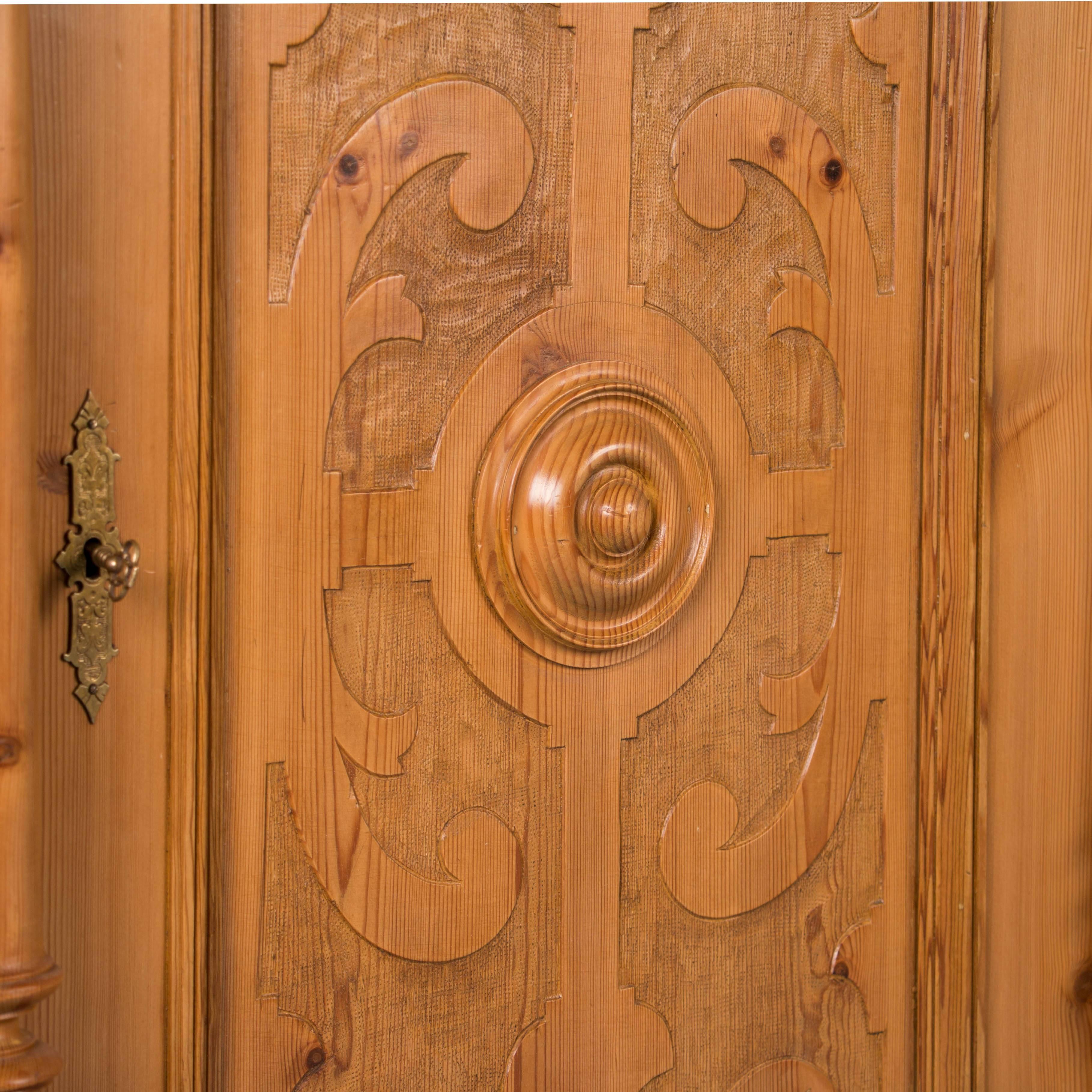 Carved Antique Single Door Narrow Pine Armoire From Denmark In Good Condition In Round Top, TX