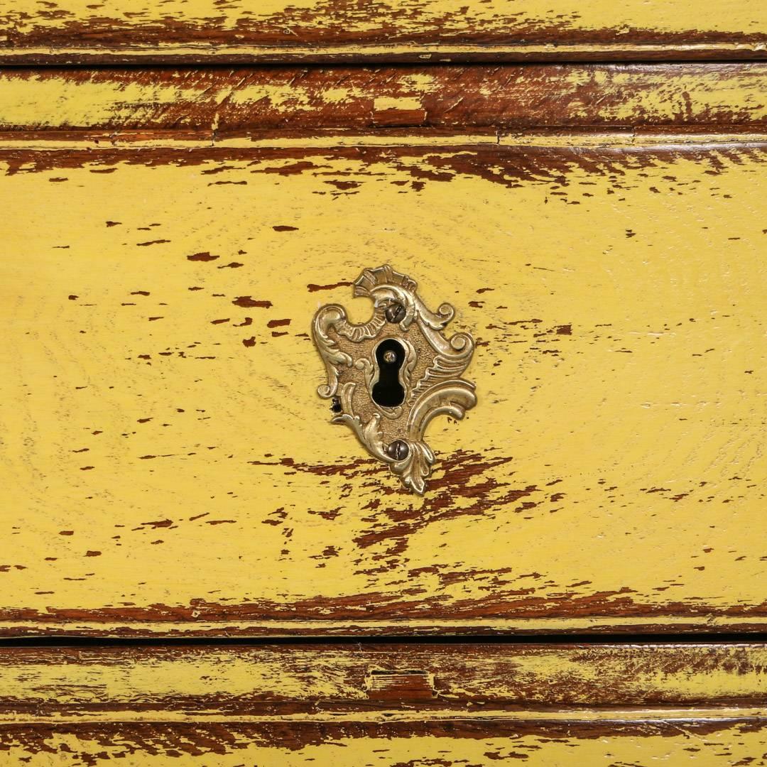 Antique Yellow Rococo Chest of Drawers 1