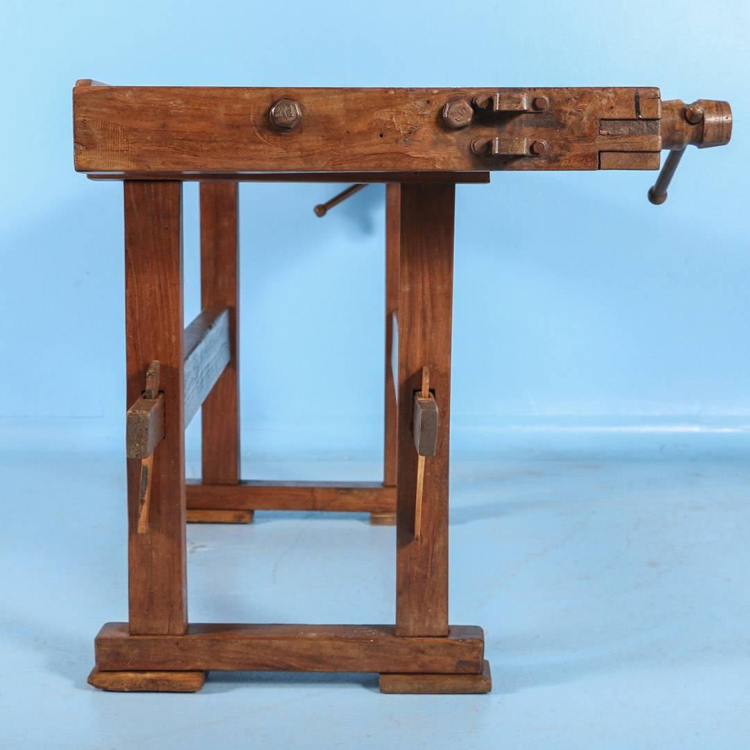 Antique Rustic Pine Carpenter's Workbench, circa 1880 1