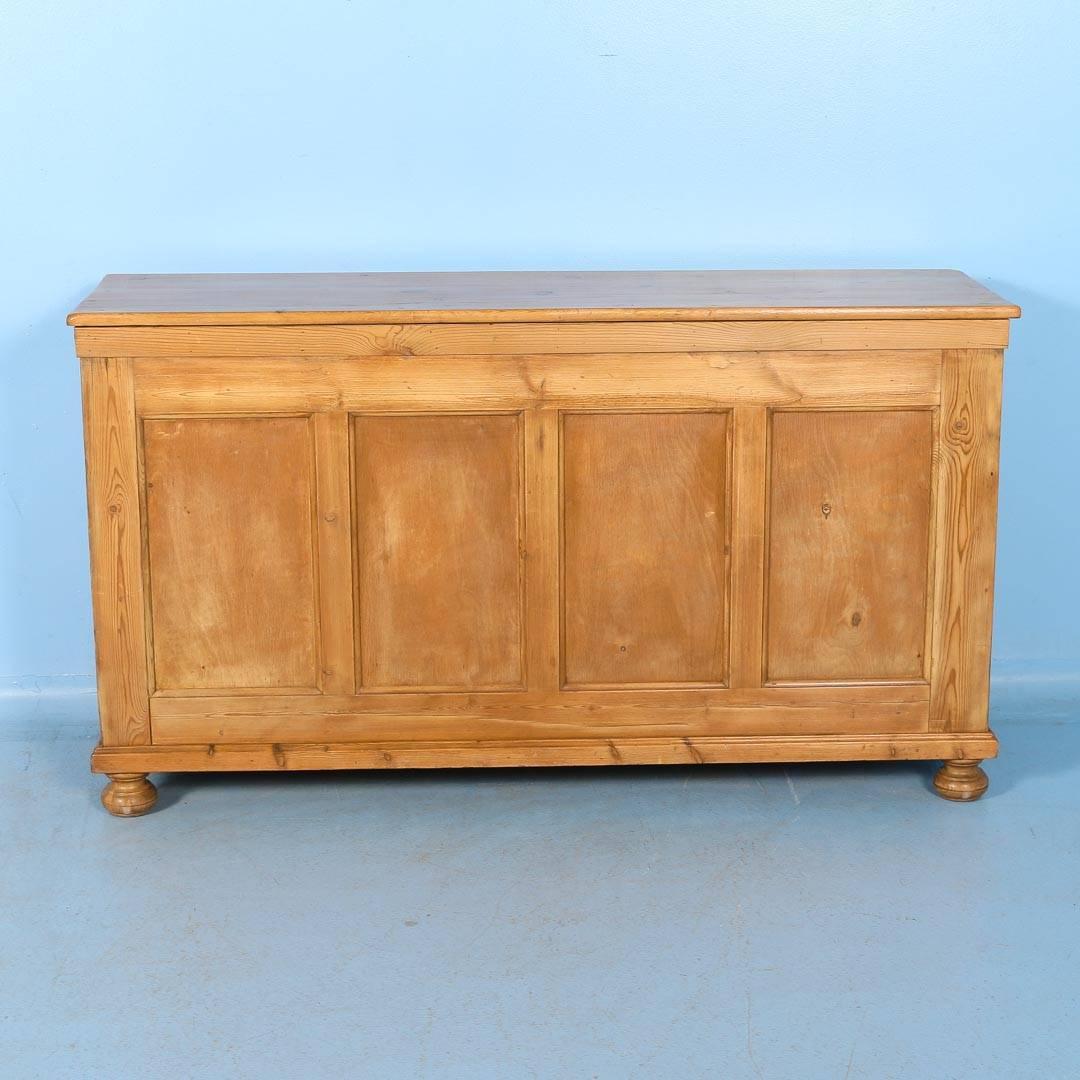 Antique Danish Pine Free Standing Counter or Kitchen Island, circa 1880 In Excellent Condition In Round Top, TX