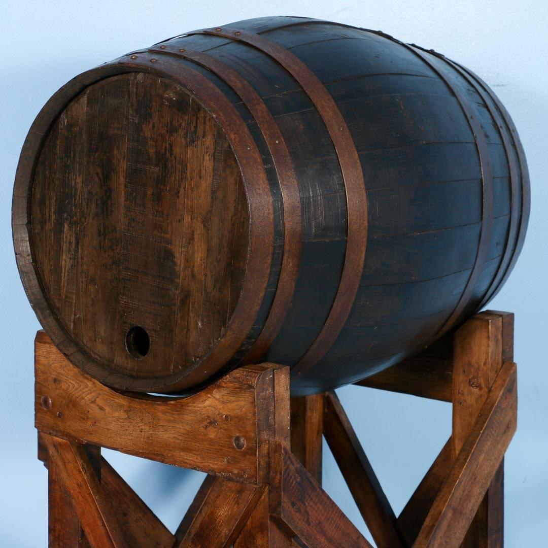 Antique Oak Wine Barrel on Stand from France, circa 1900 In Good Condition In Round Top, TX