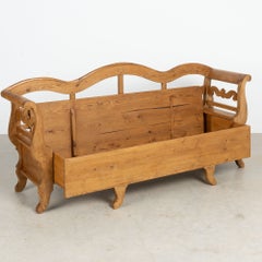 Banc en pin suédois du XIXe siècle avec rangement
