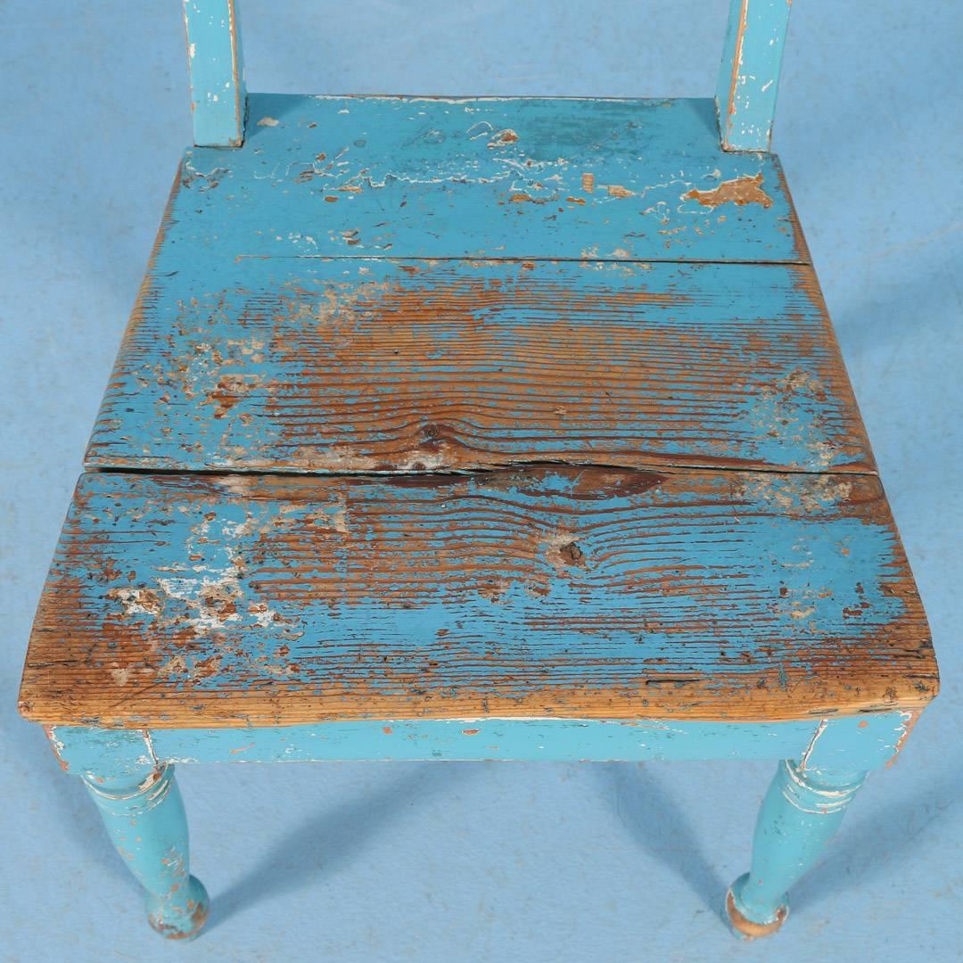 Pair of Antique Original Blue Painted Side Chairs from Sweden, circa 1860 2