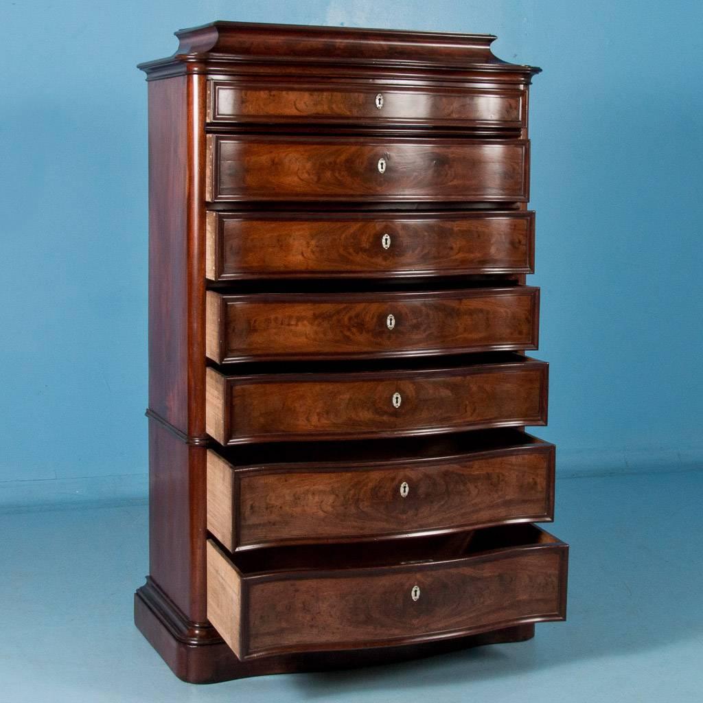 Antique 19th Century Danish Flame Mahogany Highboy with Serpantine Front In Good Condition In Round Top, TX