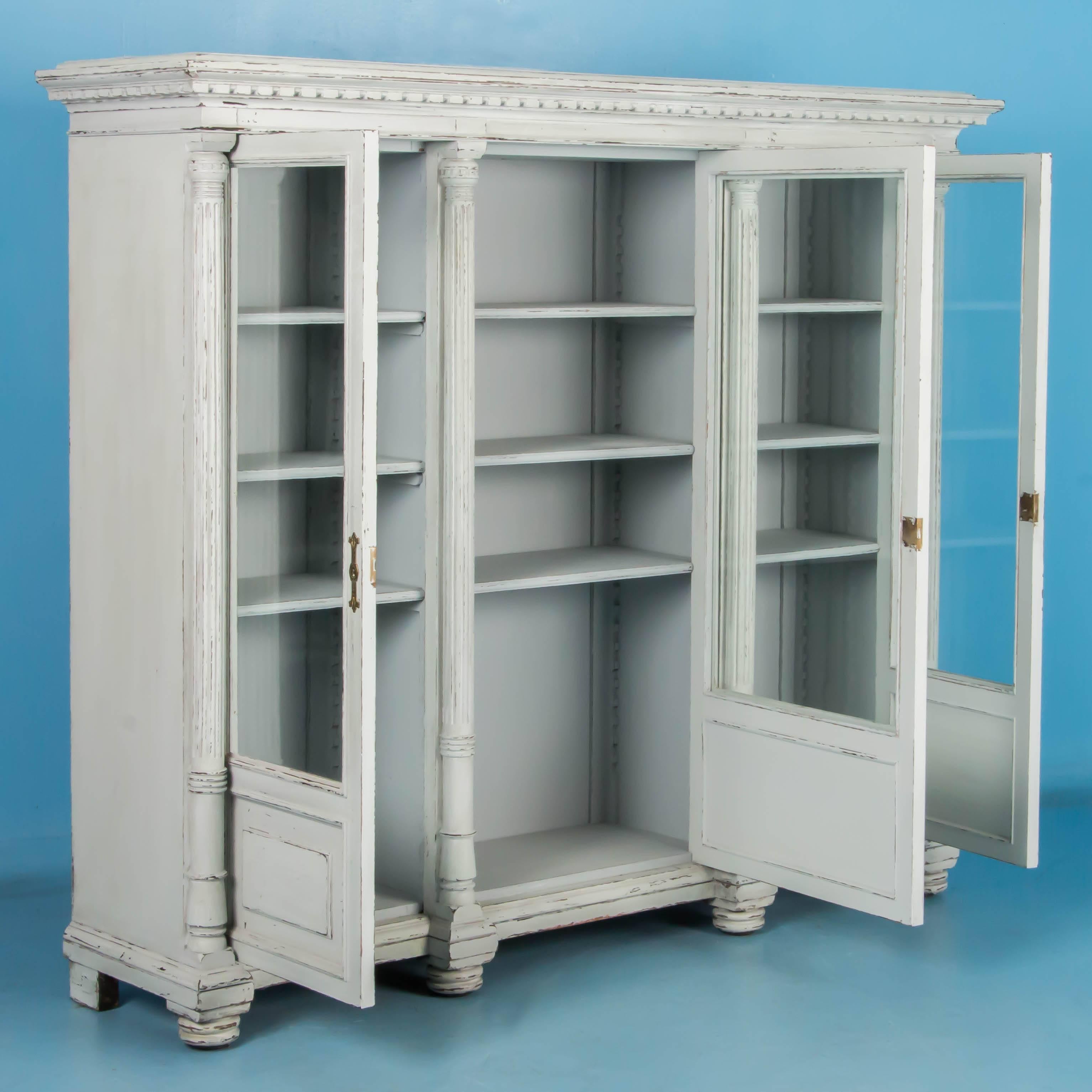 Large 19th Century Antique Swedish Bookcase Painted White In Good Condition In Round Top, TX