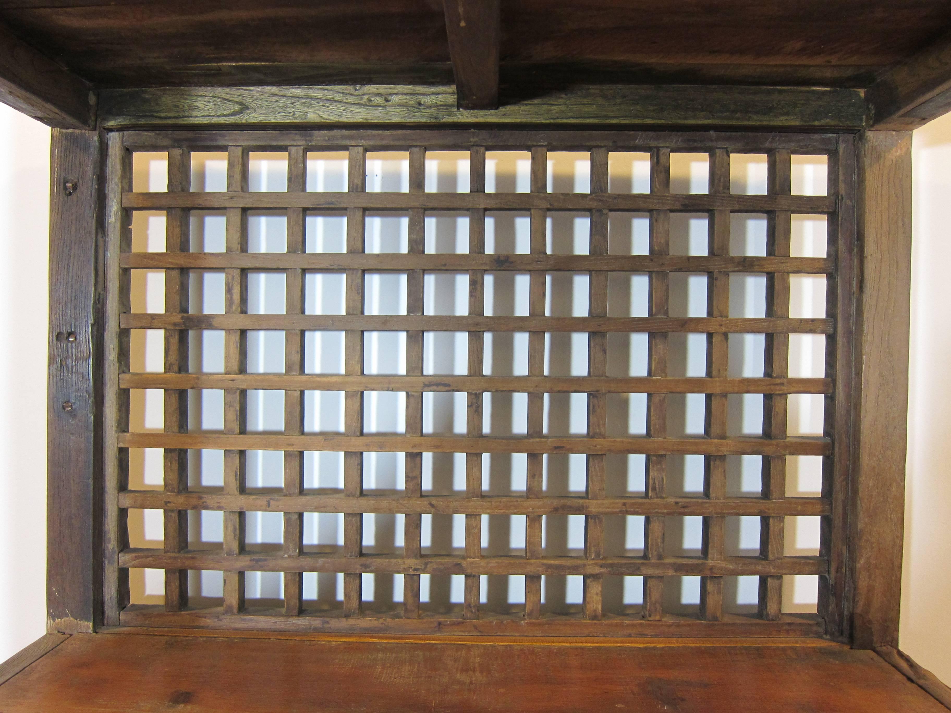 Early 20th Century Rustic Bookcase For Sale