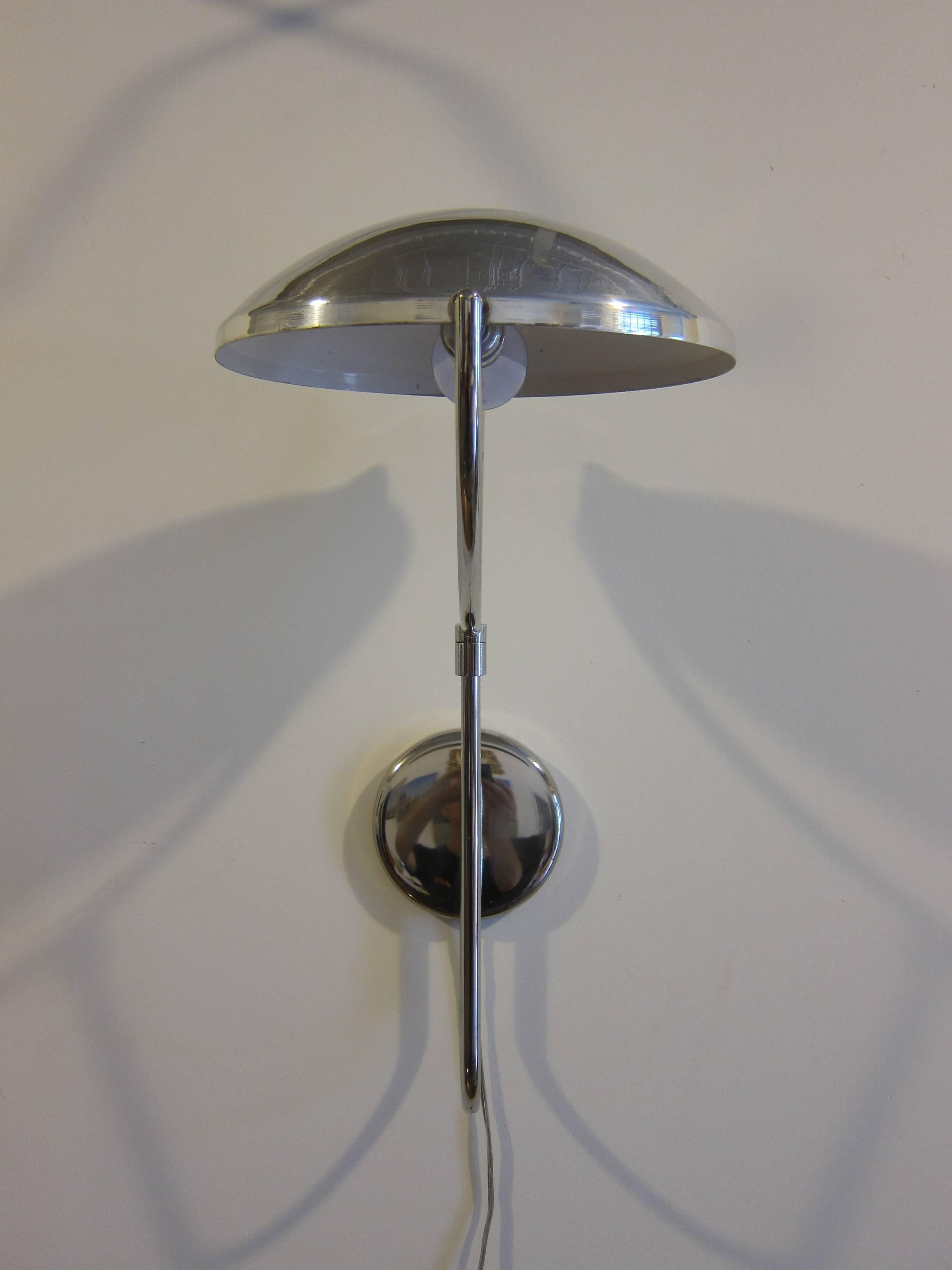 American Laurel Articulating Wall-Mounted Lamp