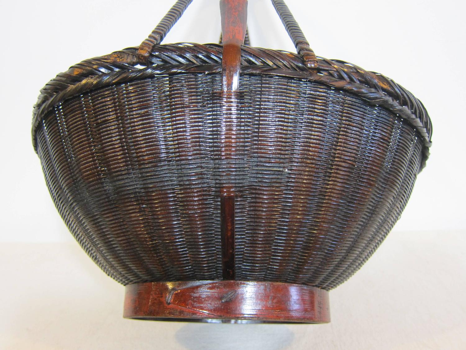 19th century Antique Woven Basket For Sale at 1stdibs