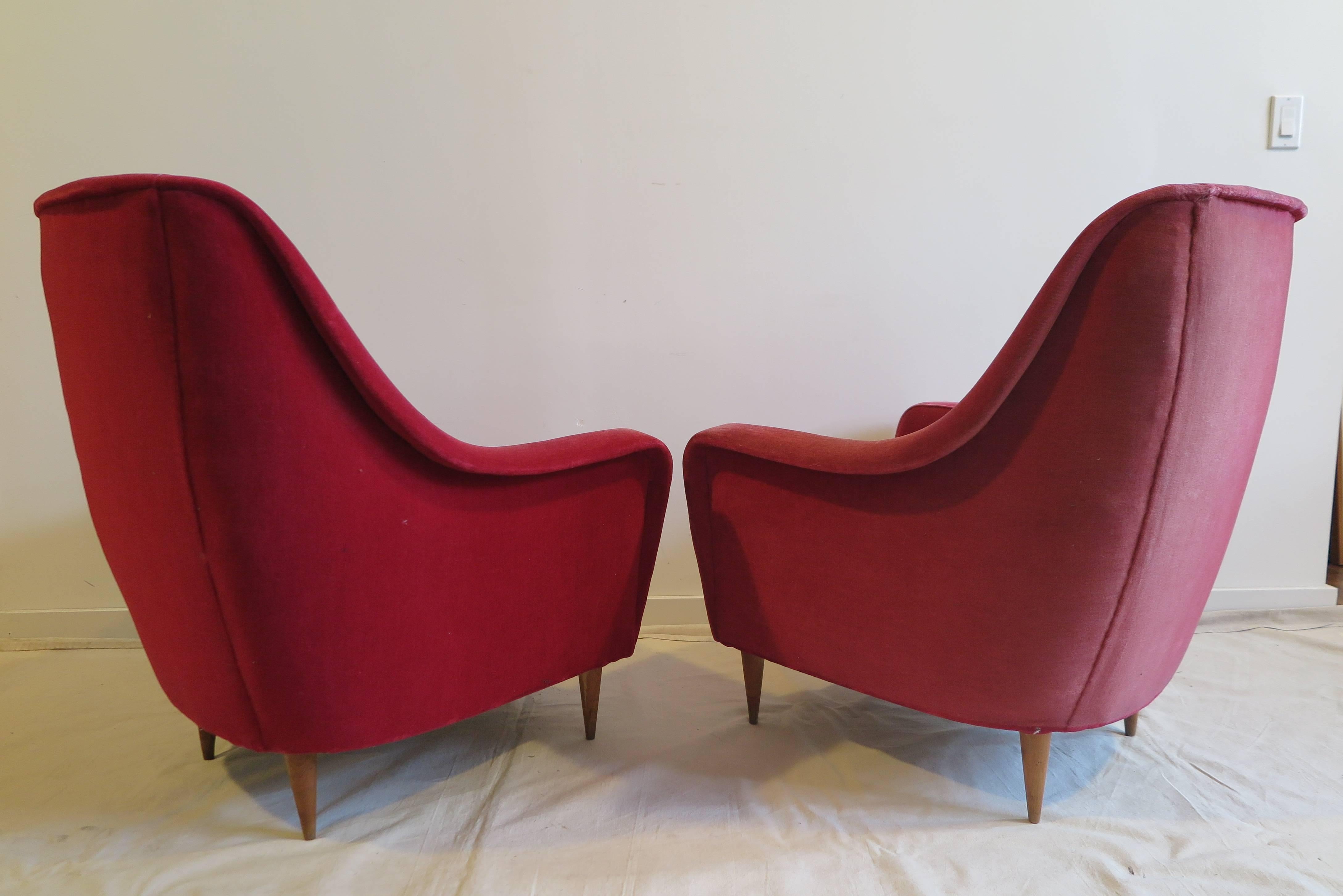 Mid-Century Modern Italian Chairs in the Style of Ico Parisi