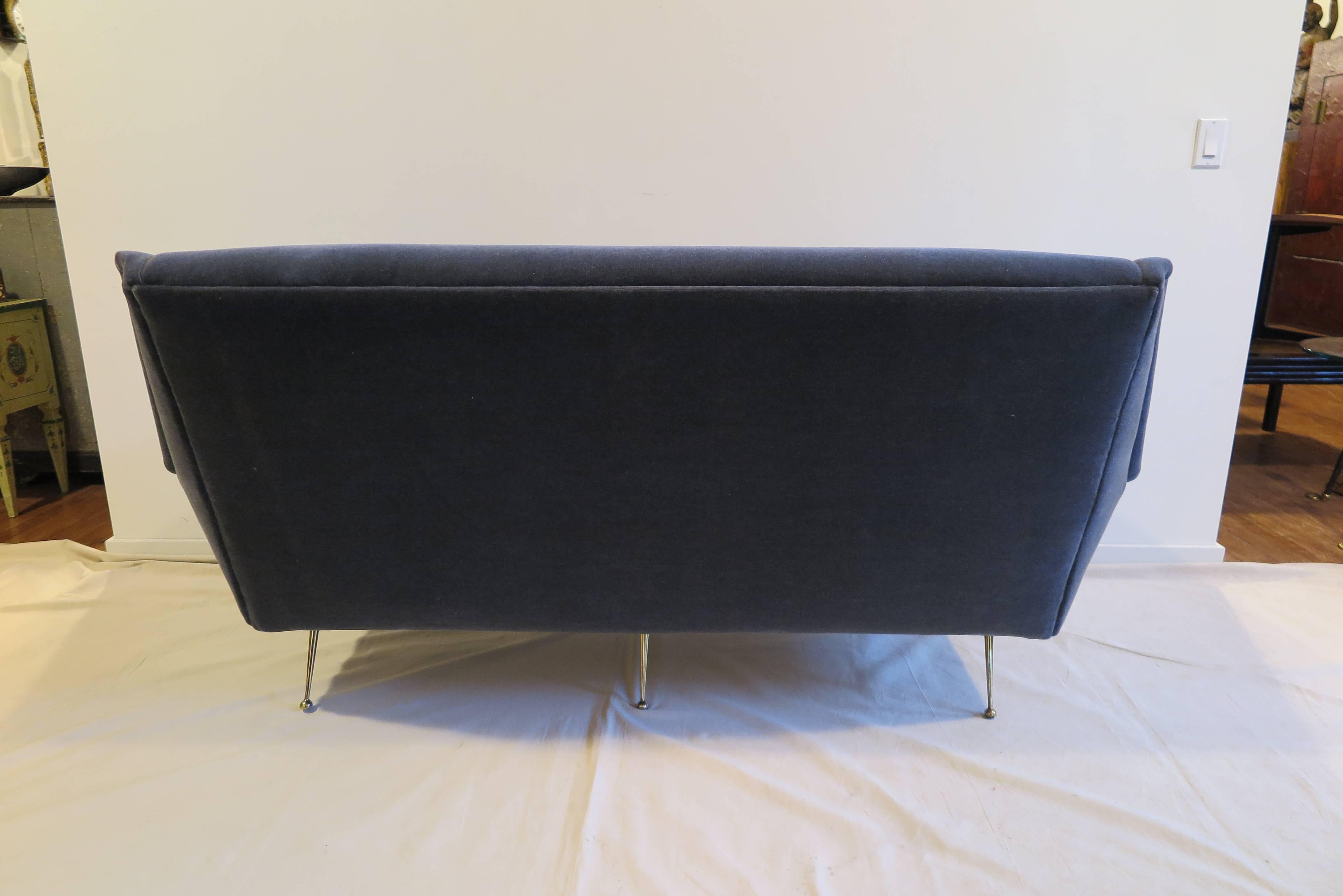 1950 Italian Mid Century Modern Sofa in the Style of Gio Ponti  3