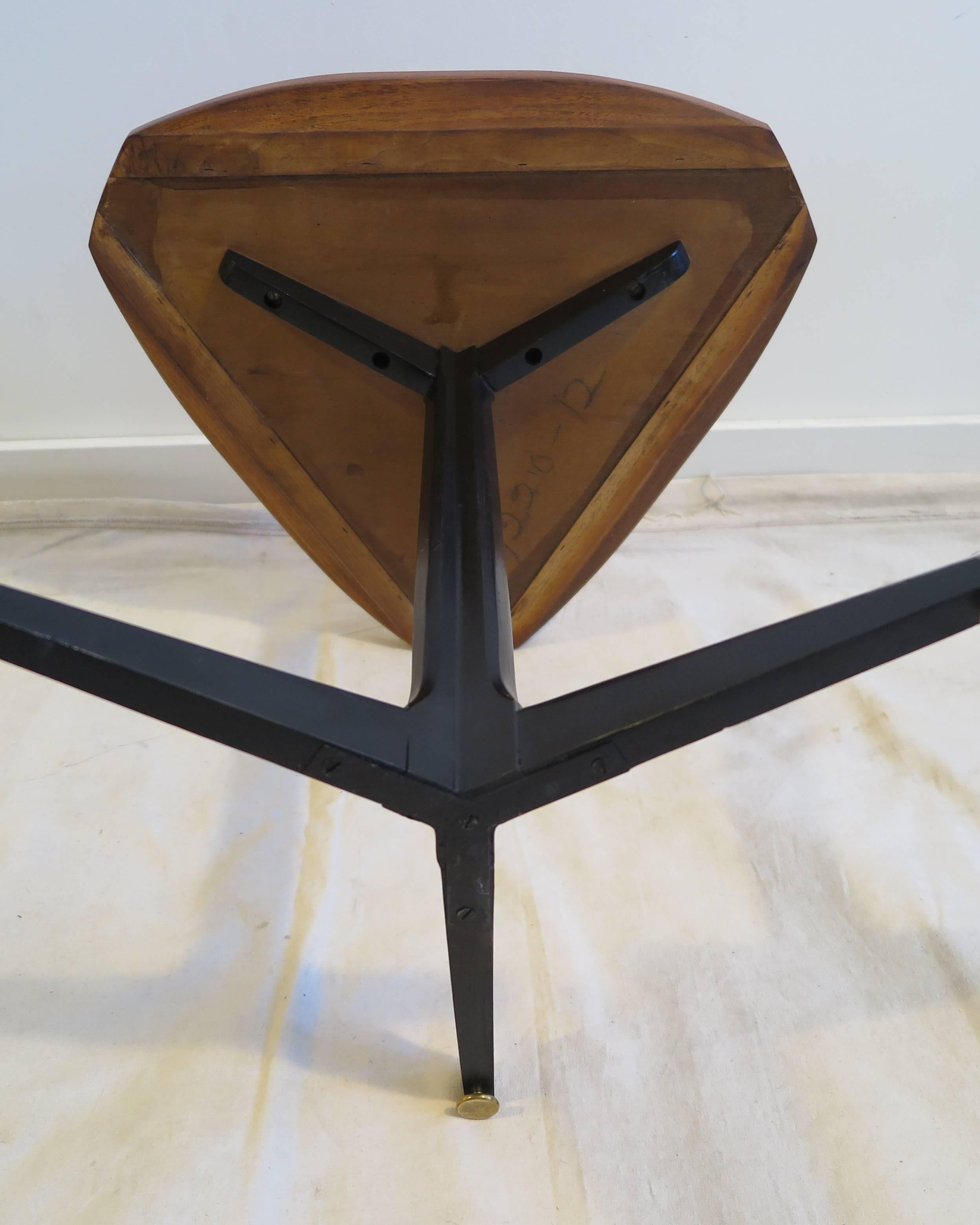 Dunbar Tripod Side Table In Good Condition In New York, NY