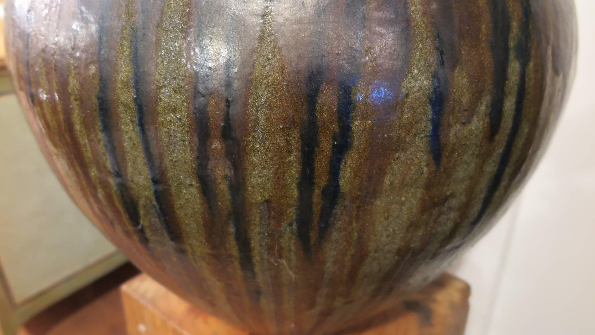 Burmese Stoneware Water Jar In Good Condition In New York, NY