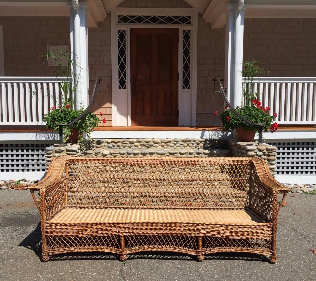 Antique Willow Bar Harbor Wicker Sofa In Excellent Condition In Old Saybrook, CT