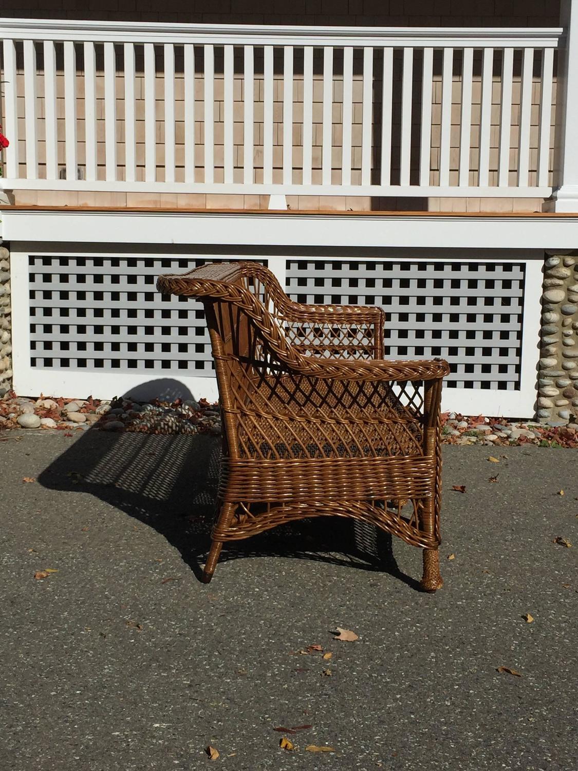 Antique Bar Harbor Wicker Sofa For Sale at 1stdibs