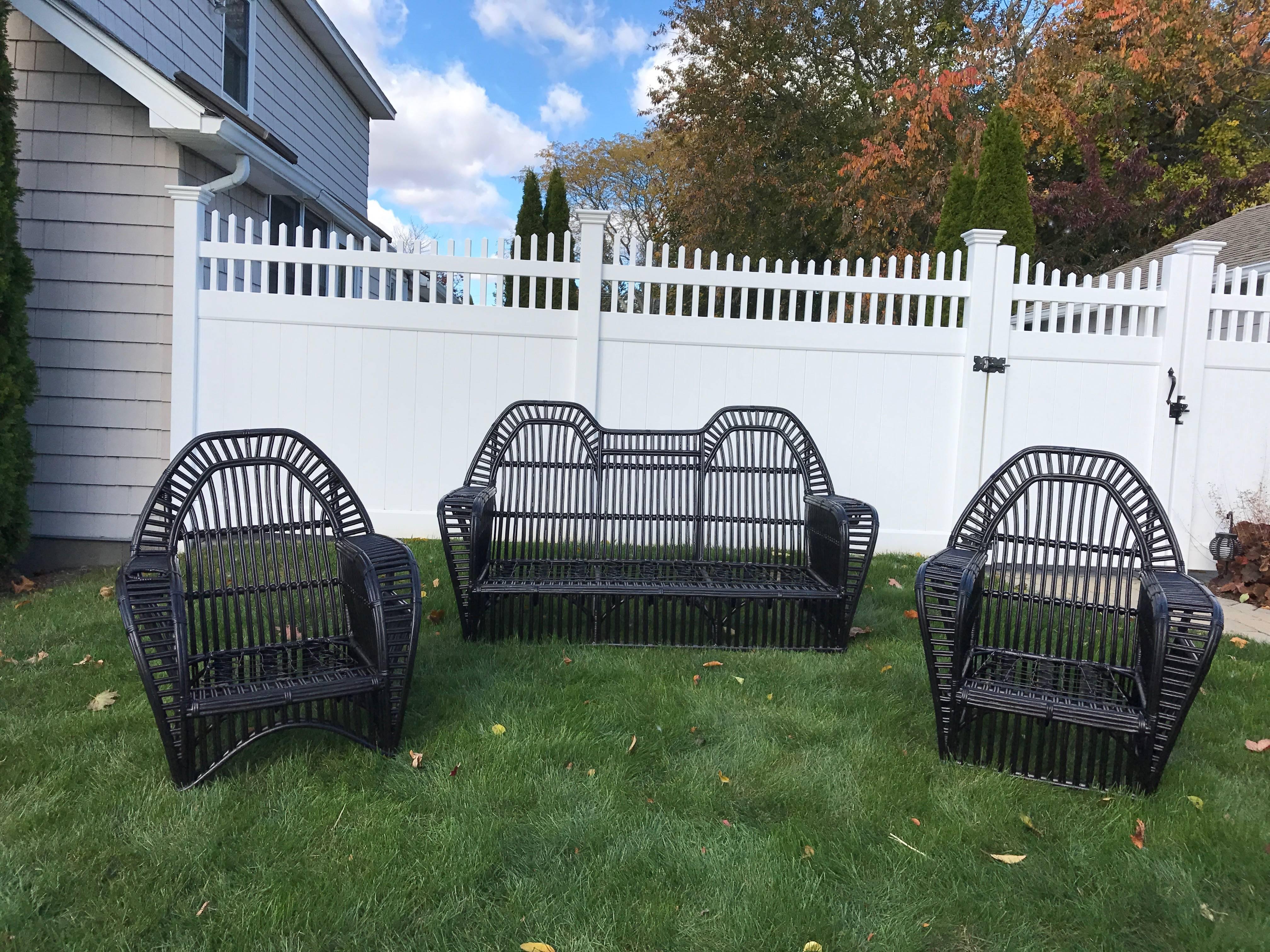 Antique Stick Wicker Set with Table 3