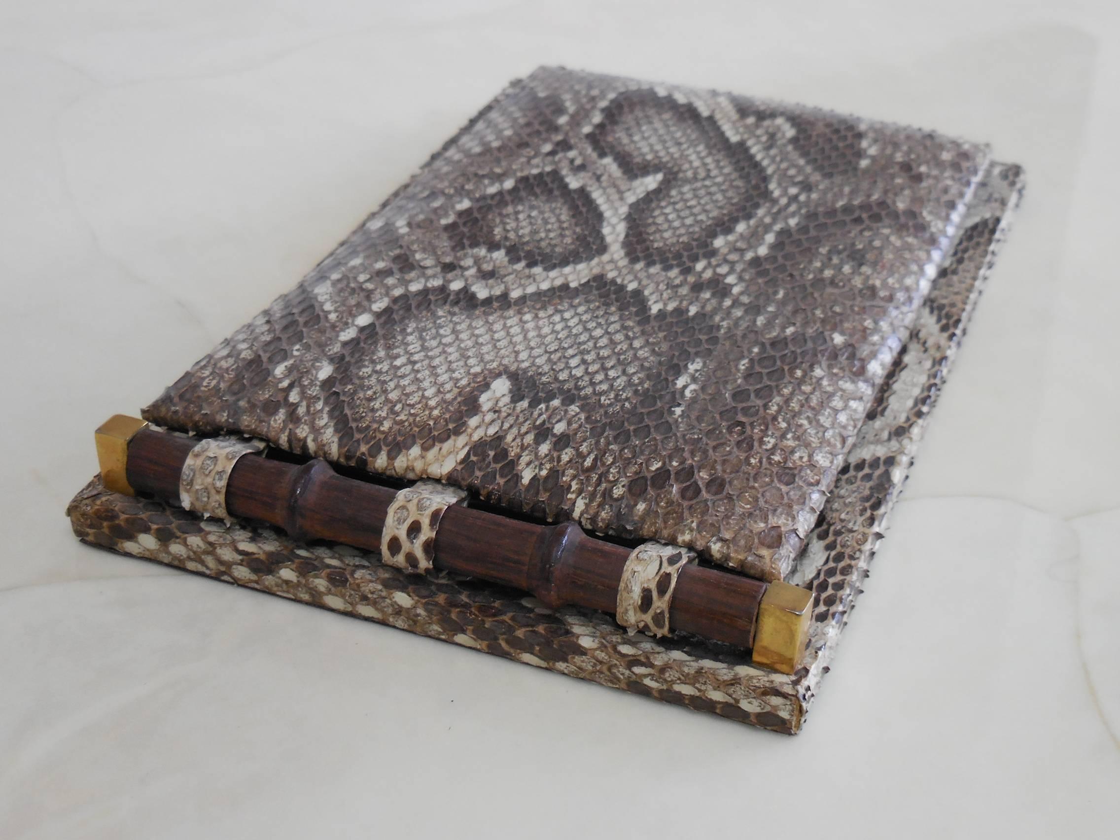 Italian 1970s Desktop Python Notebook