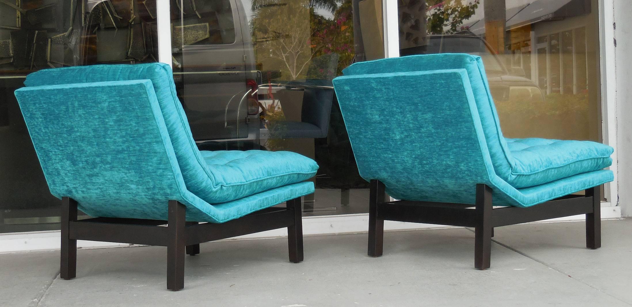 Pair of Mid-Century, Lounge Chairs In Excellent Condition In Miami, FL