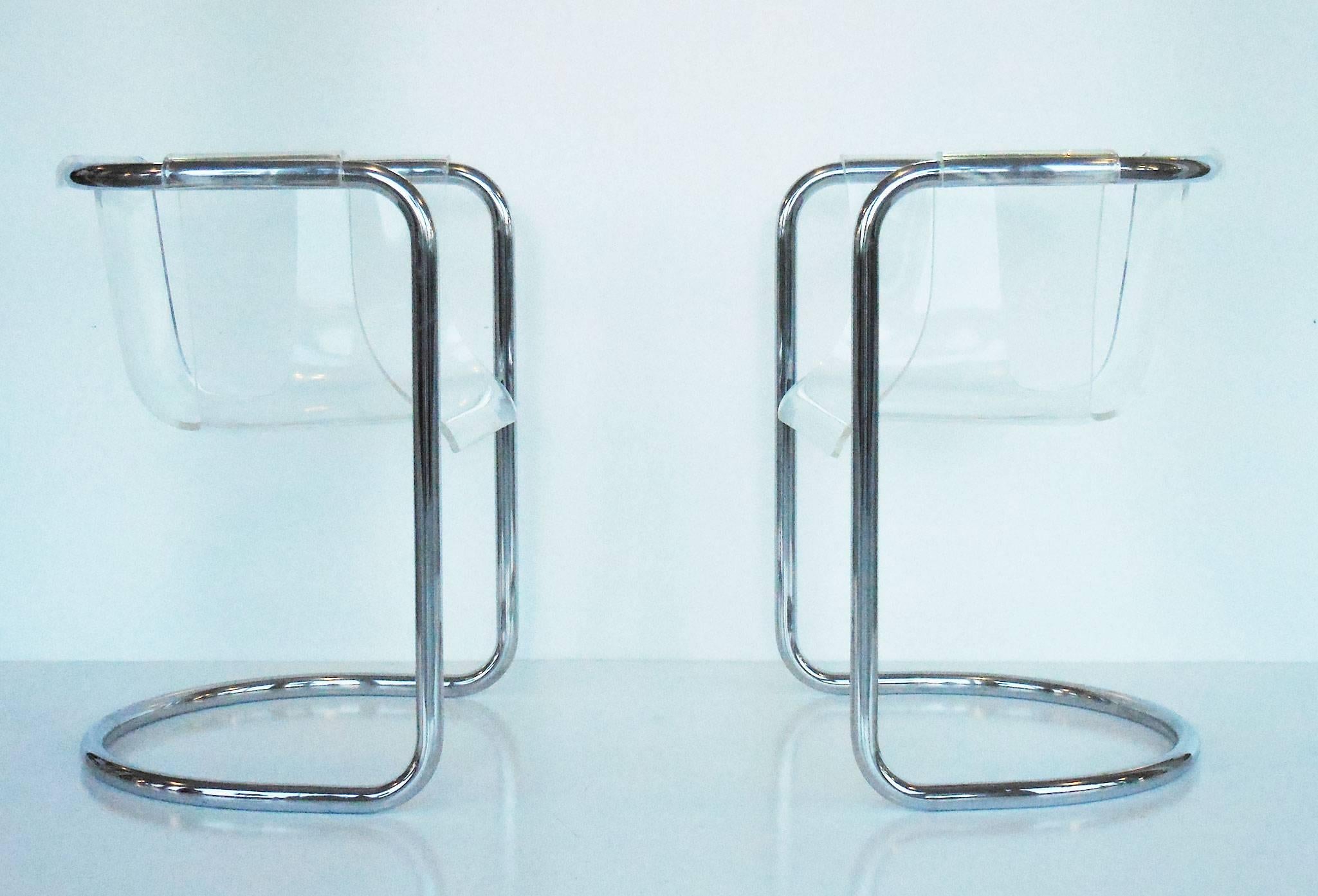 Fabio Lenci Lucite and Chrome Desk with Two Chairs 3