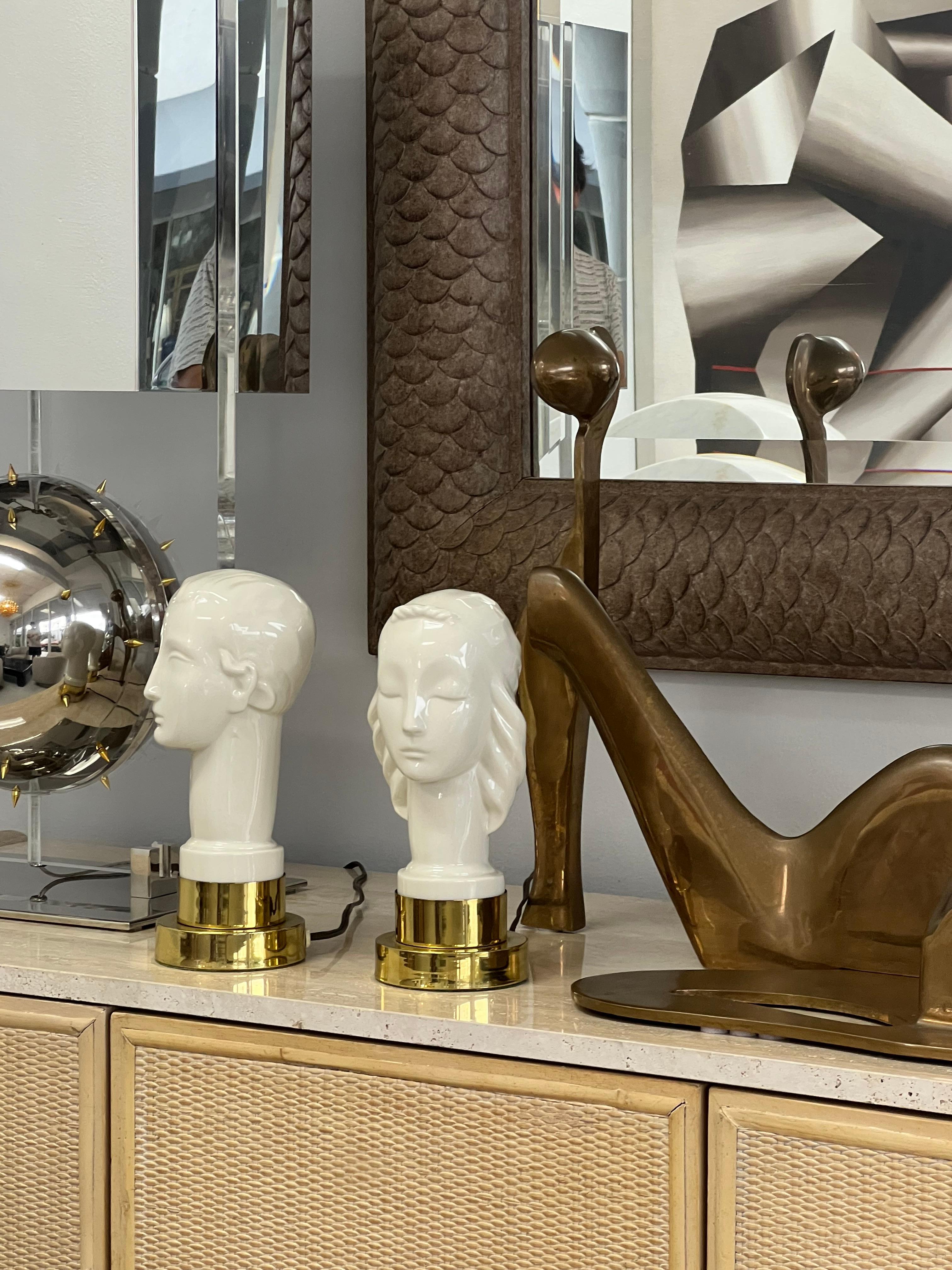 Geza De Vegh  para Lennox Lámparas de mesa Art Déco de porcelana mediados del siglo XX en venta