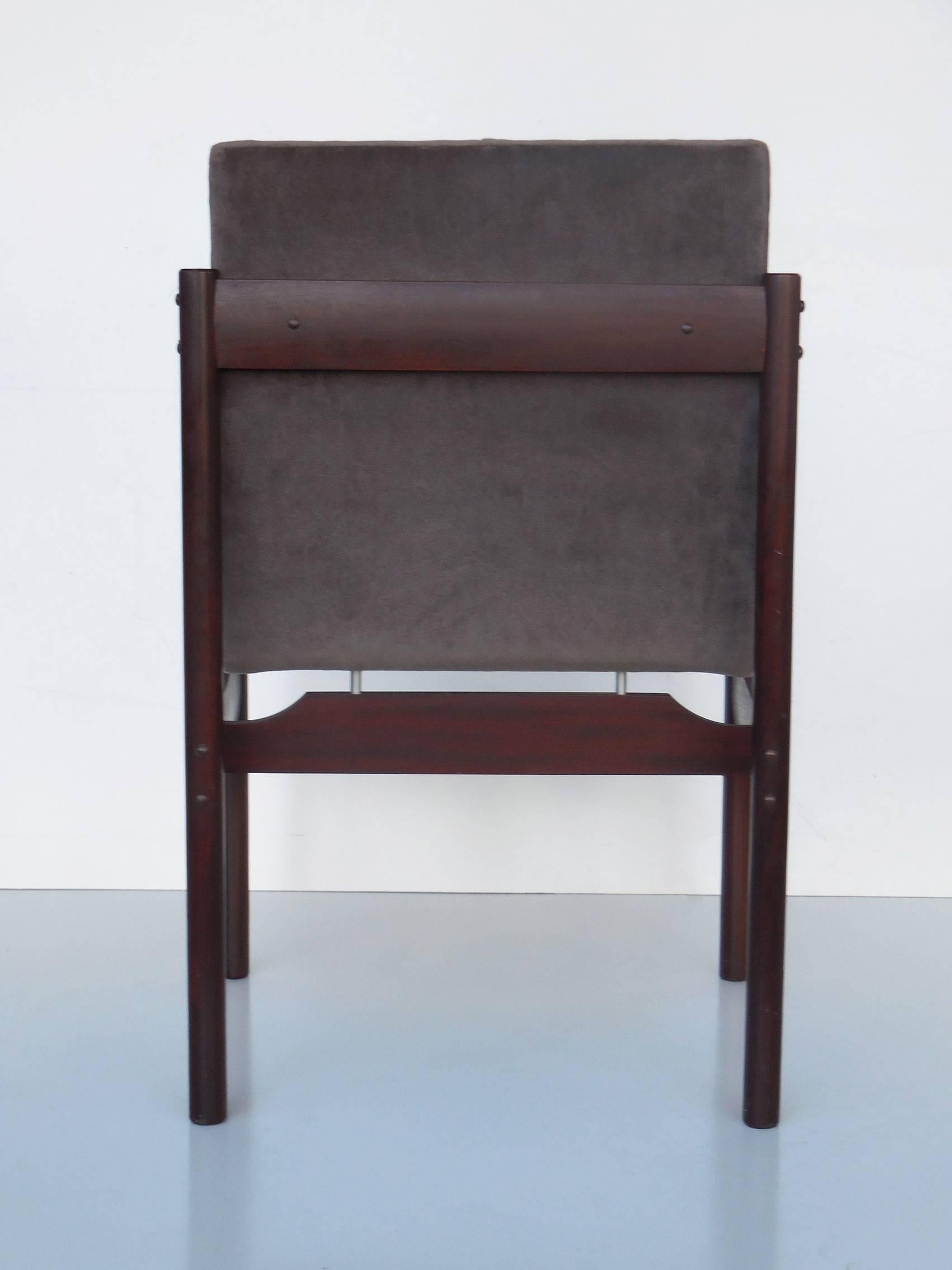 Mid-20th Century Four Rosewood Dining Chairs by Celina Moveis, Brazil 1960s