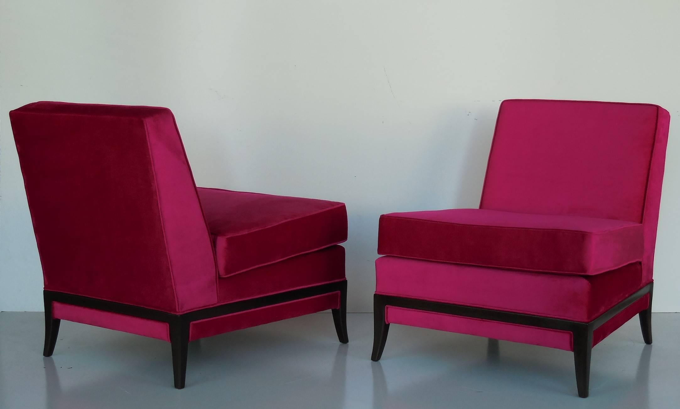 Pair of Midcentury Tommi Parzinger Lounge Chairs In Excellent Condition In Miami, FL