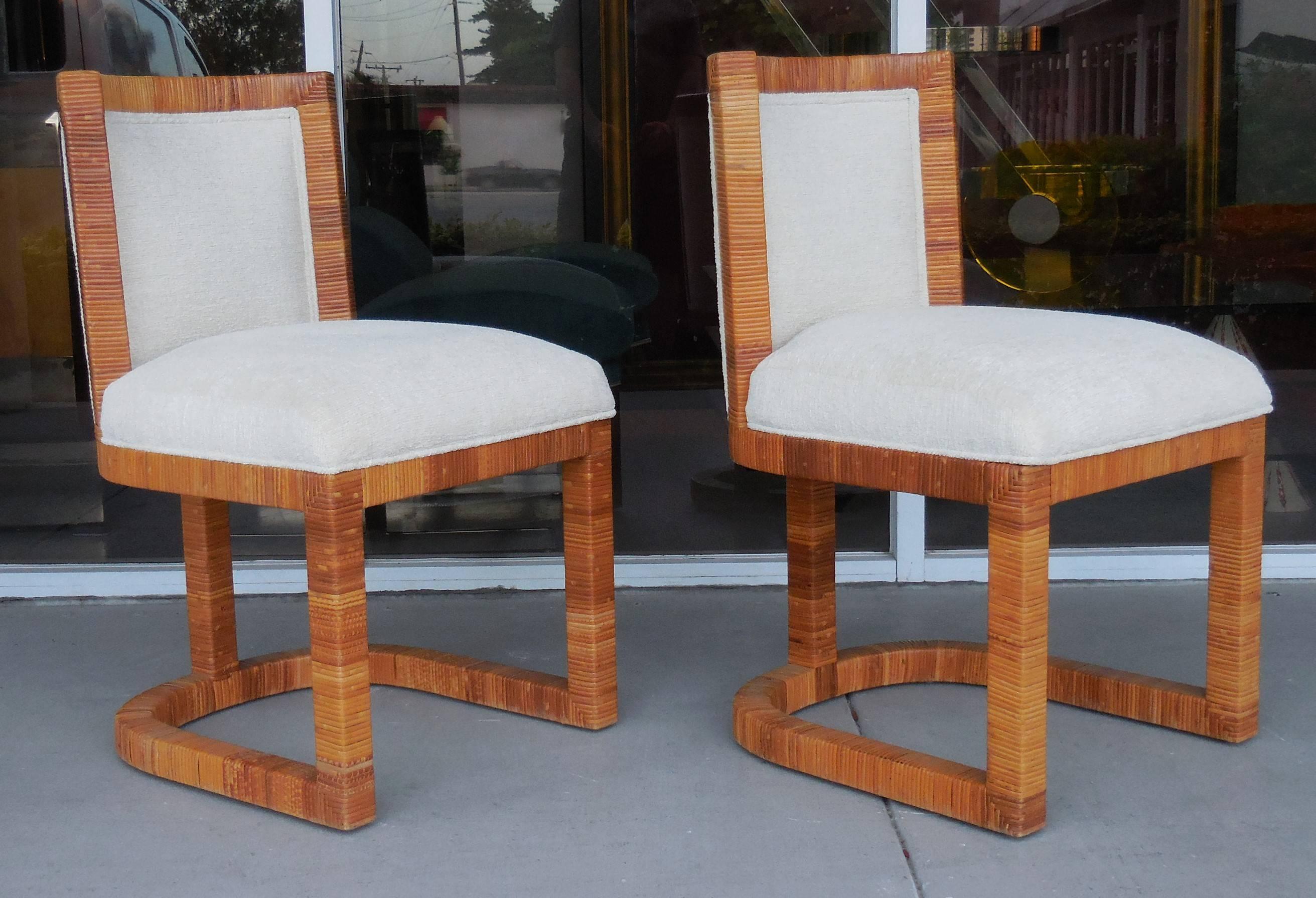 Eight Modern Italian Rattan Cane Dining Chairs, 1970s In Excellent Condition In Miami, FL