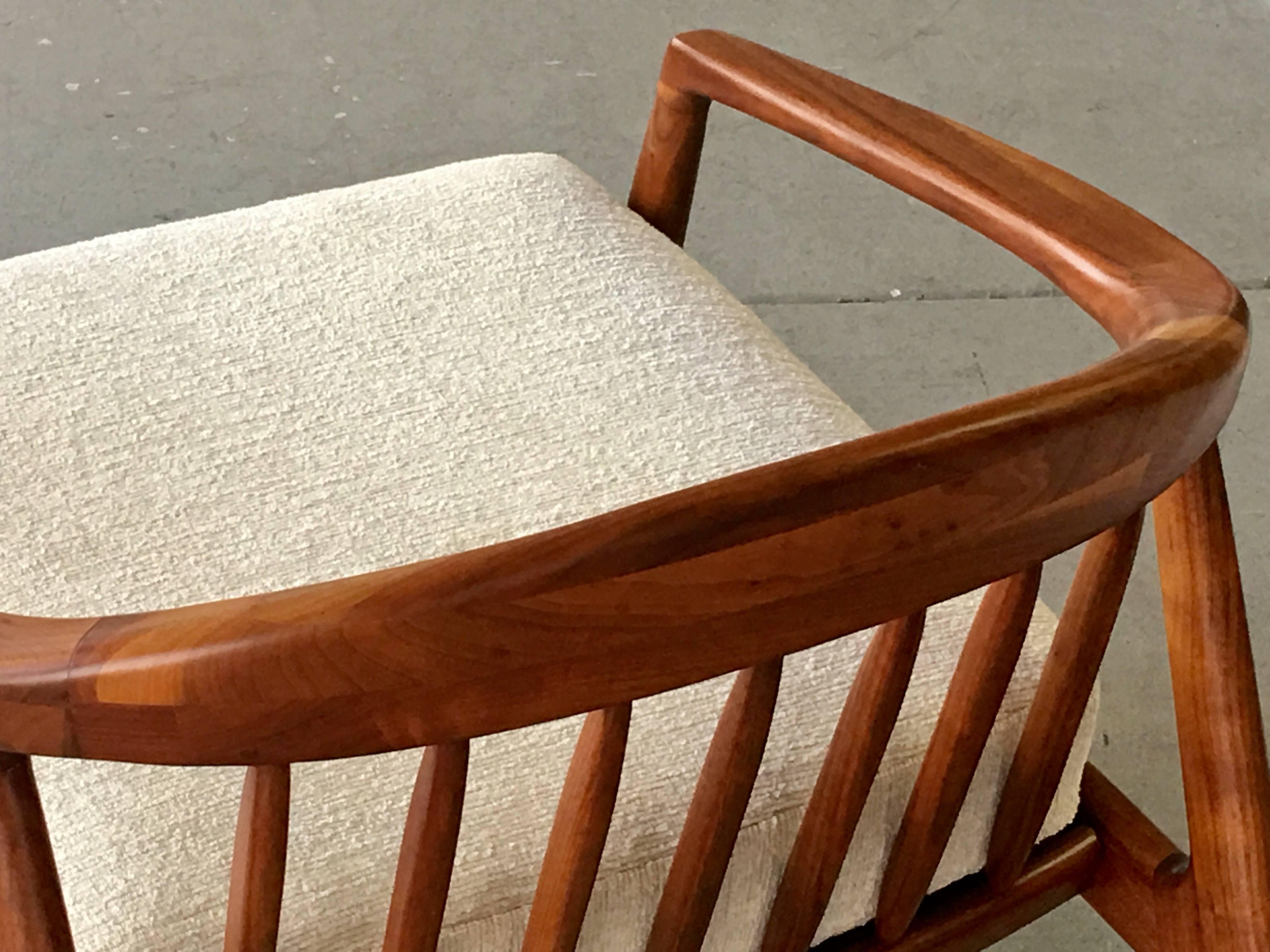 Pair of Mid-Century Walnut Chairs by Milo Baughman 1
