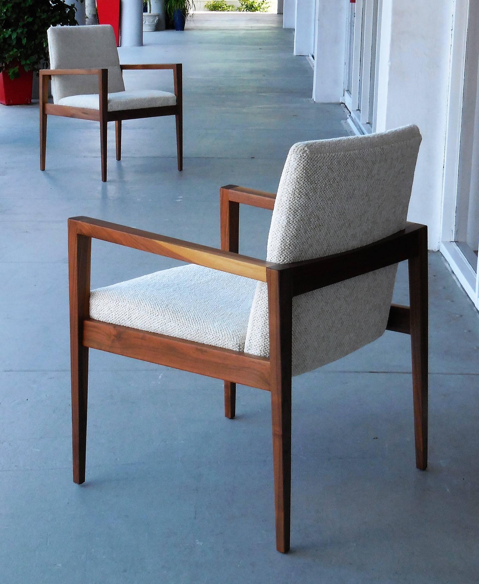 Jens Risom Pair of Mid-Century Walnut Chairs 1
