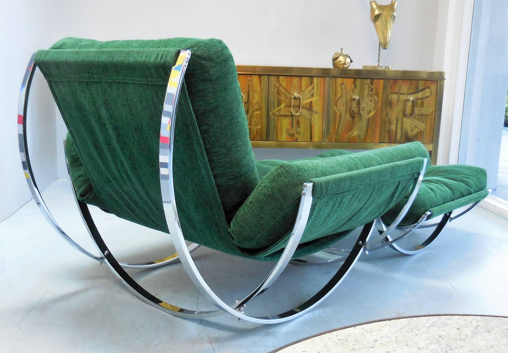 Armillary Lounge Chair and Ottoman, 1970s In Excellent Condition In Miami, FL