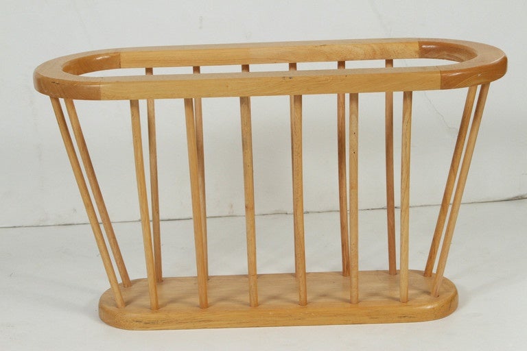 Mid-Century Wood Magazine Rack In Good Condition For Sale In South Pasadena, CA