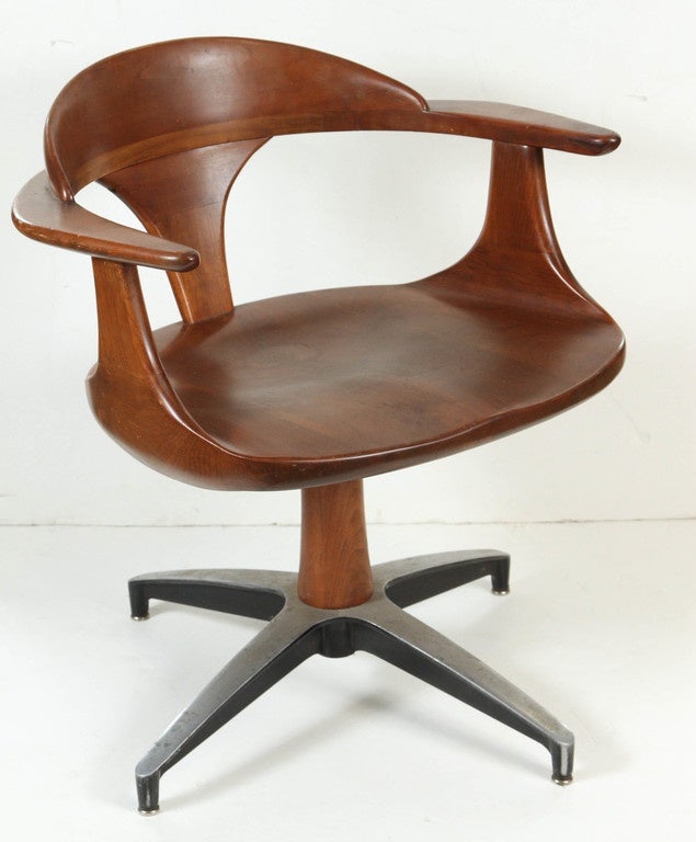 Mid-20th Century Heywood-Wakefield Captain Armchair