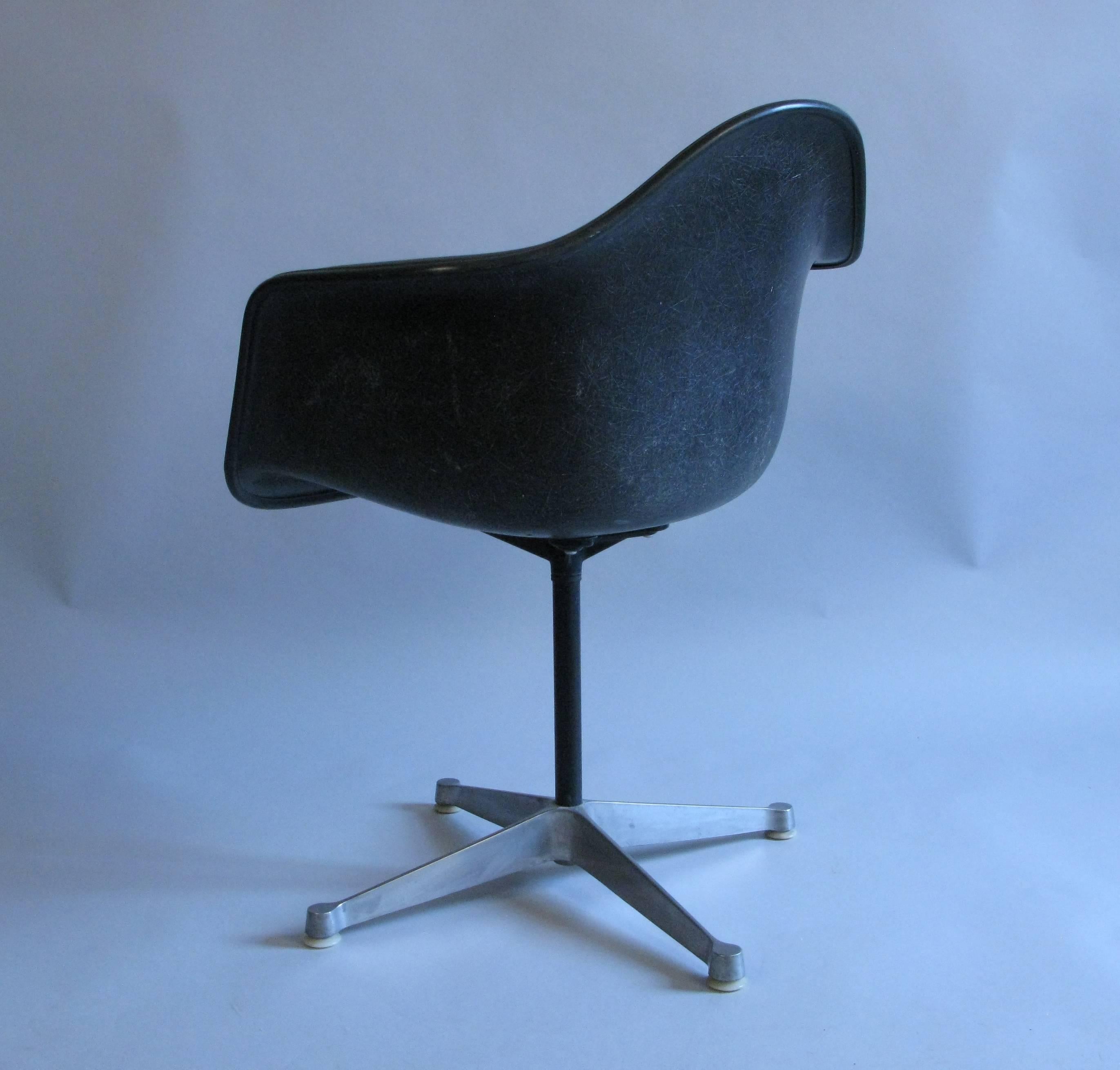 American Pair of 1960s Charles Eames for Herman Miller Swivel Chairs