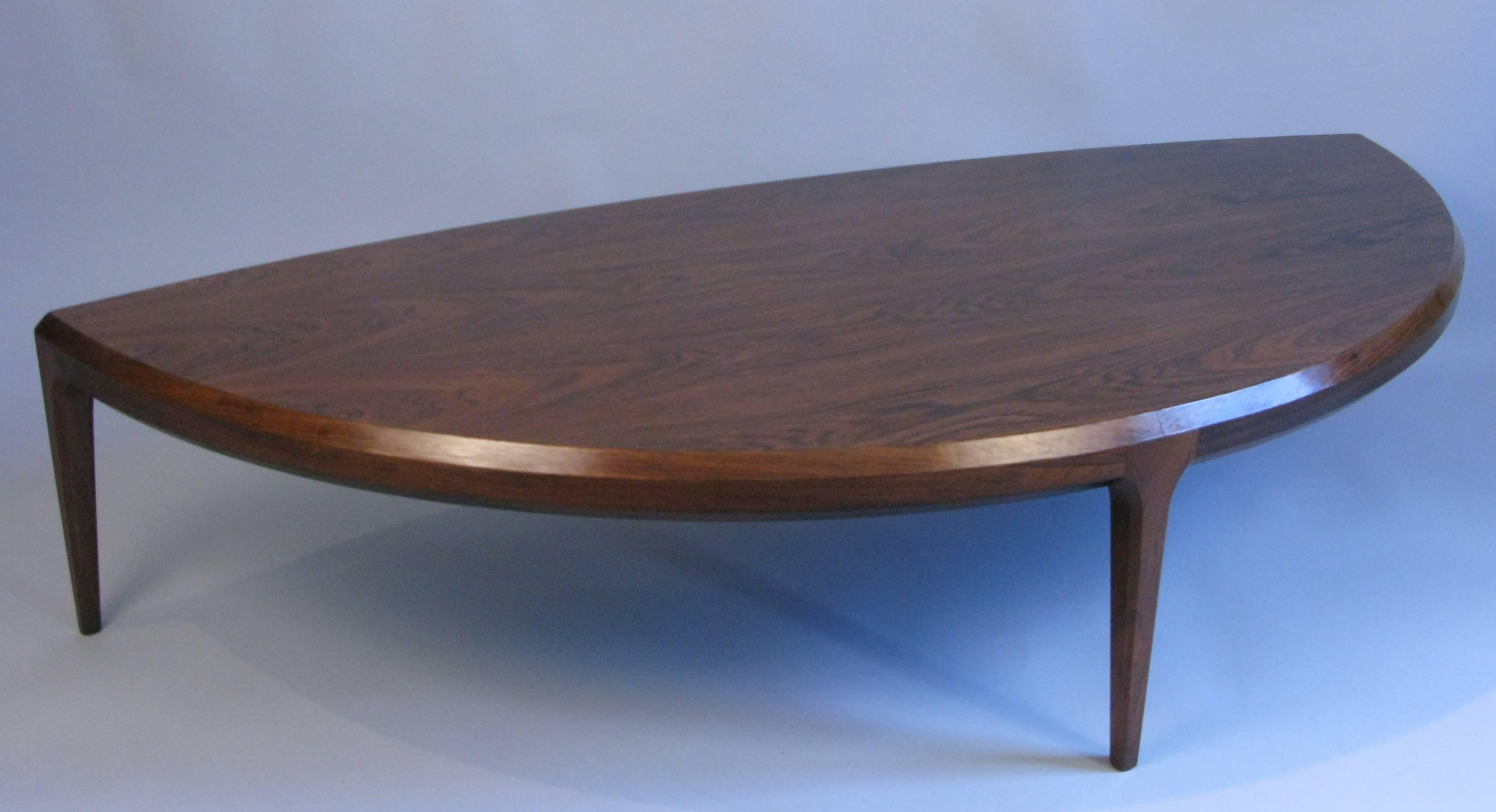 Very stylish Danish rosewood coffee table designed by Johannes Andersen.