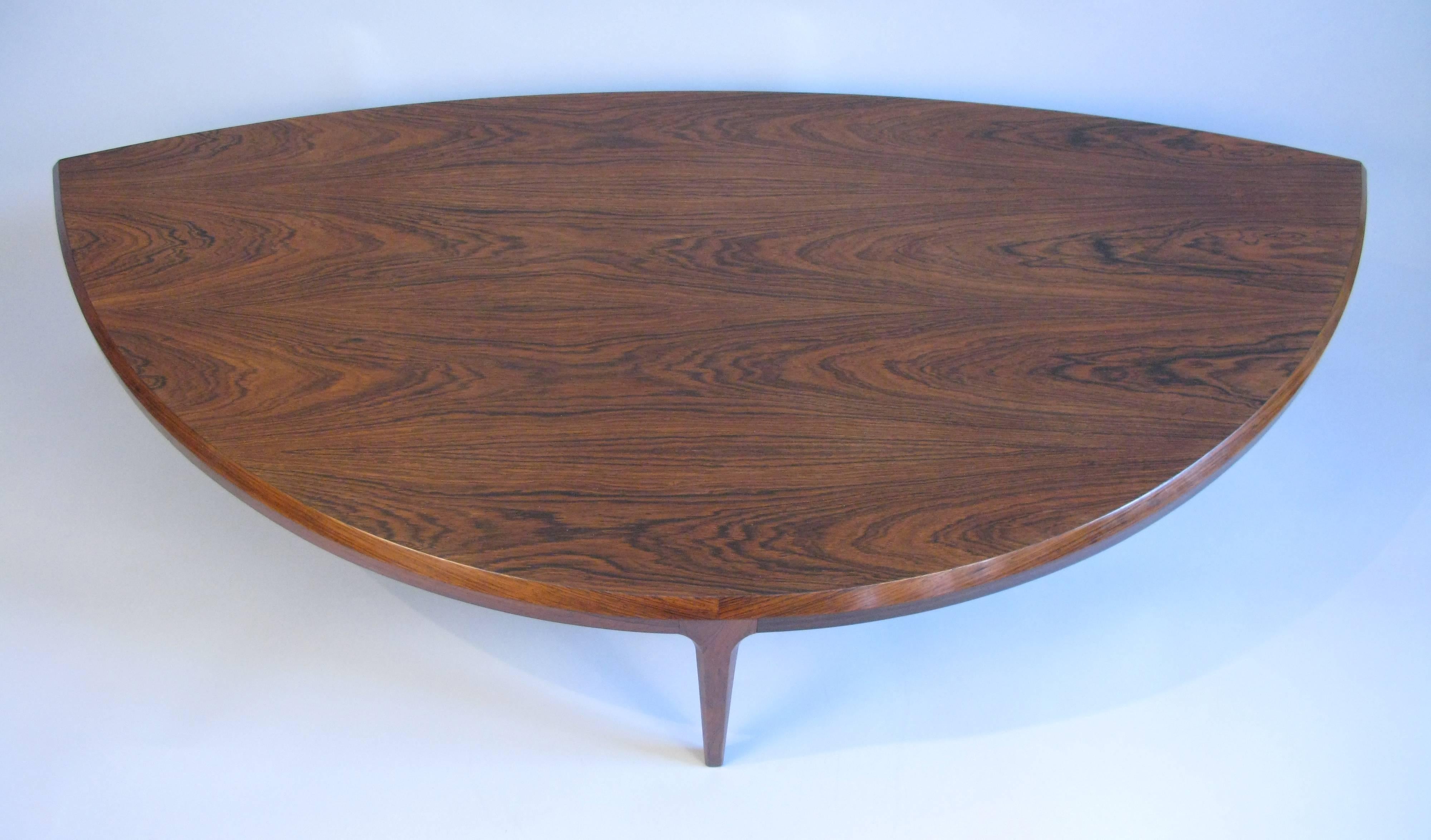 Mid-Century Danish Rosewood Coffee Table by Johannes Andersen In Excellent Condition In Hudson, NY