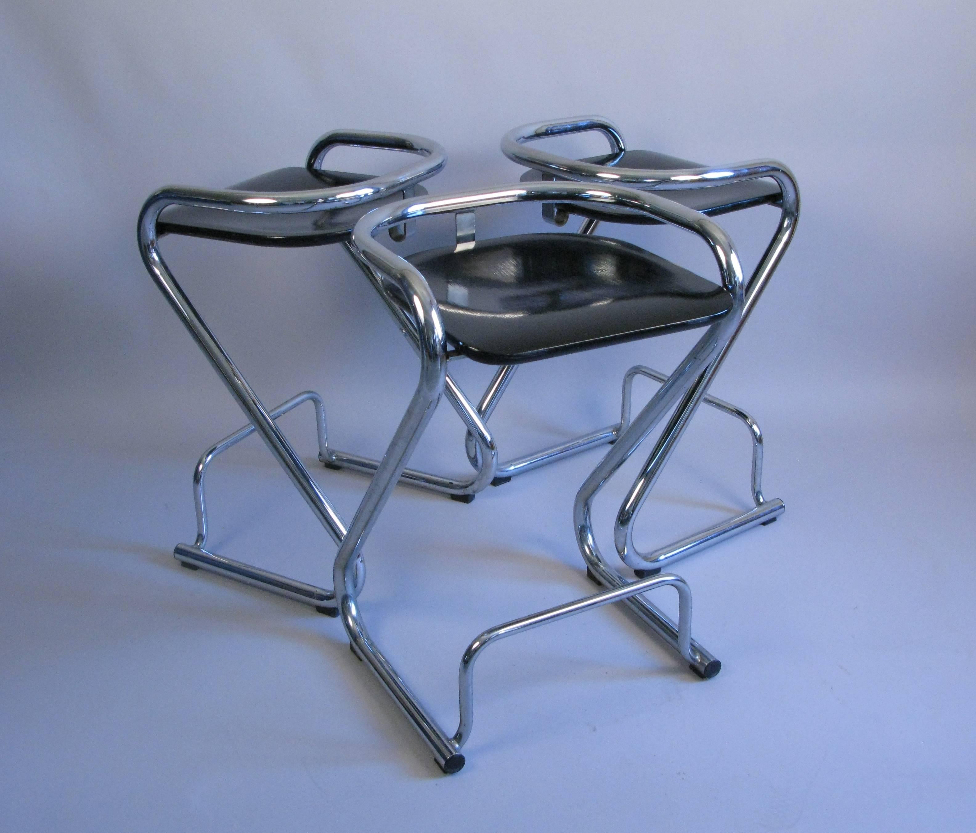 1970s Trio of Italian Chrome and Lacquered Wood Bar Stools 1