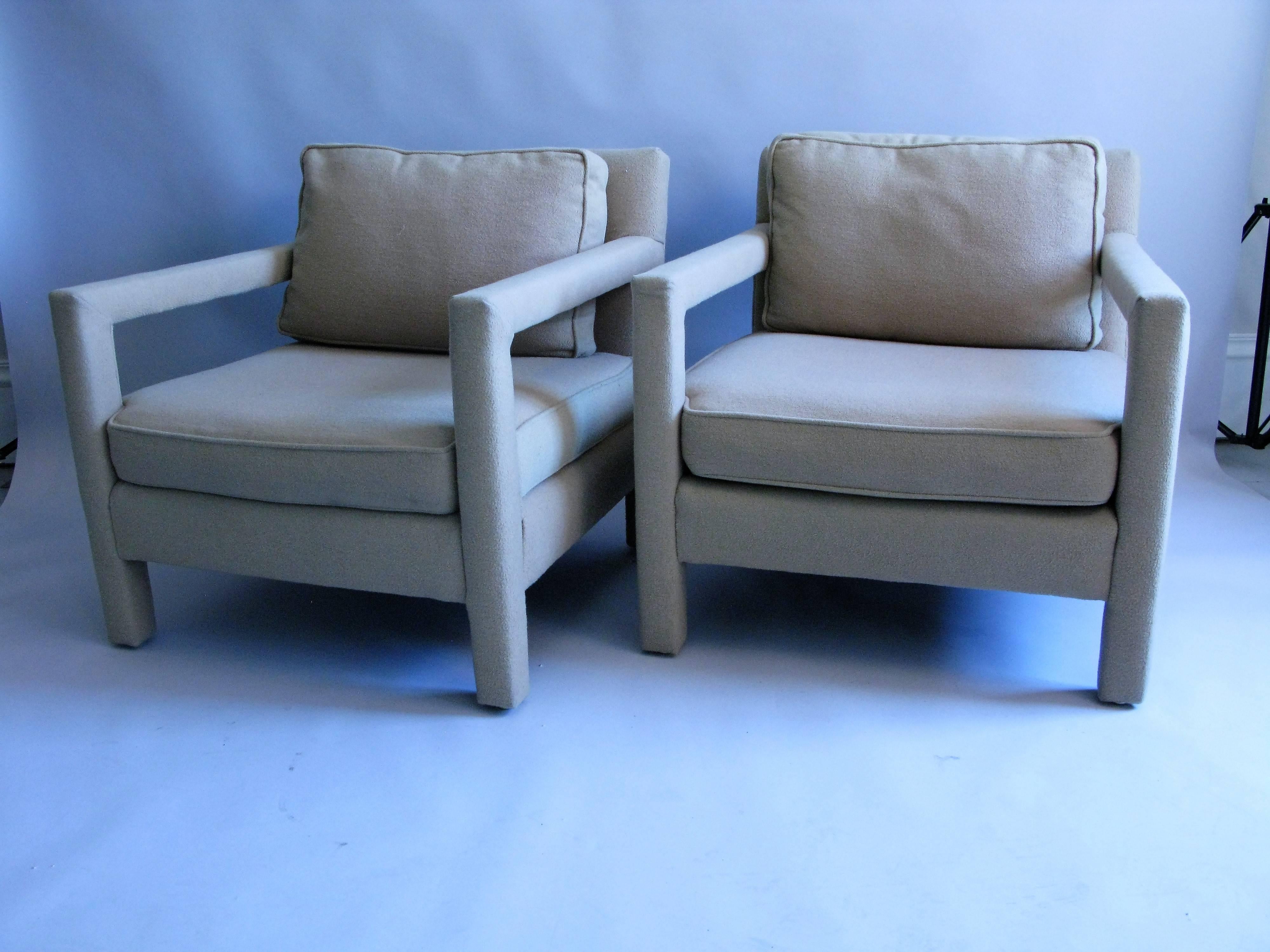 Mid-Century Modern Pair of 1970s Milo Baughman Style Parsons Chairs