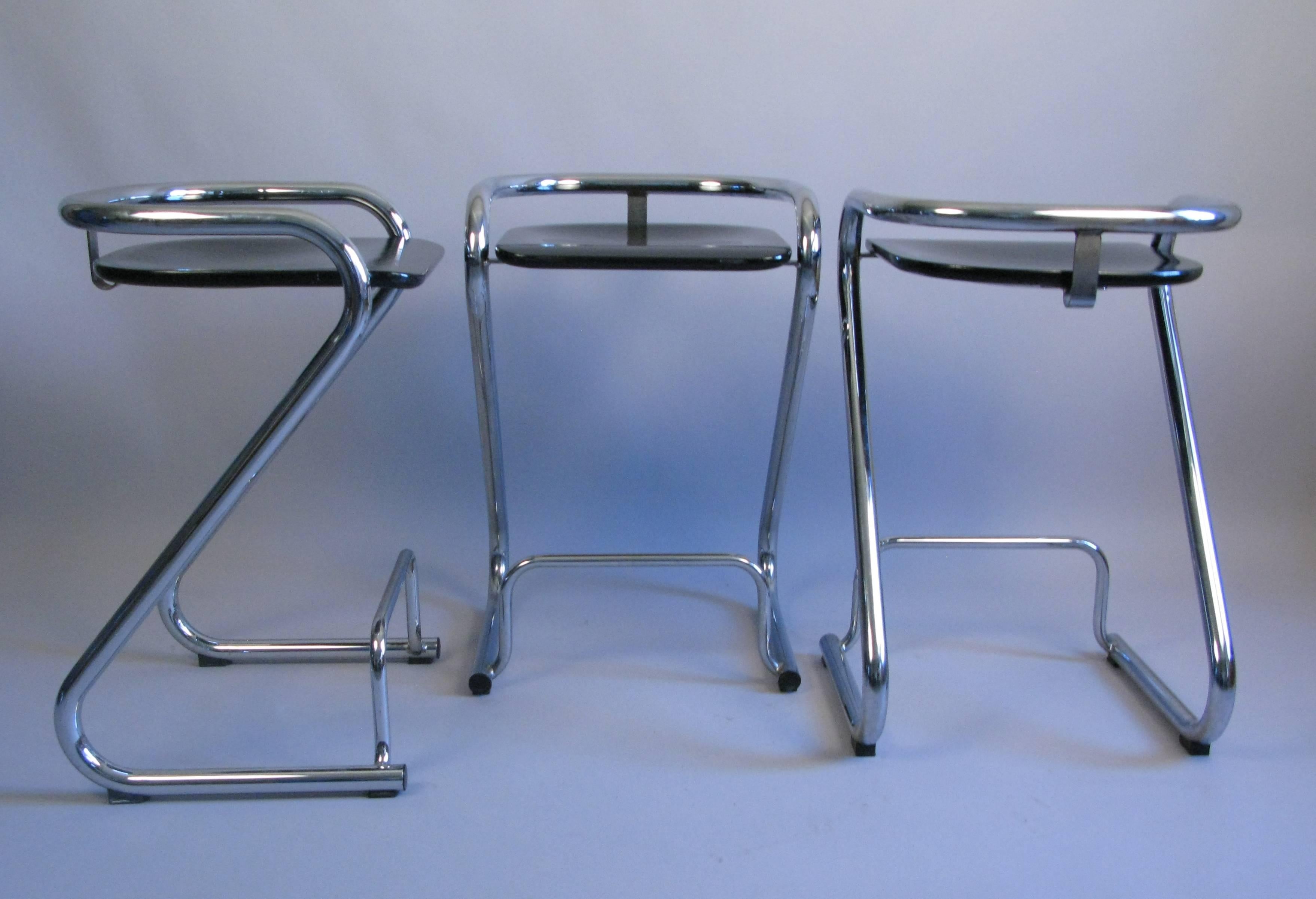 1970s Trio of Italian Chrome and Lacquered Wood Bar Stools 2
