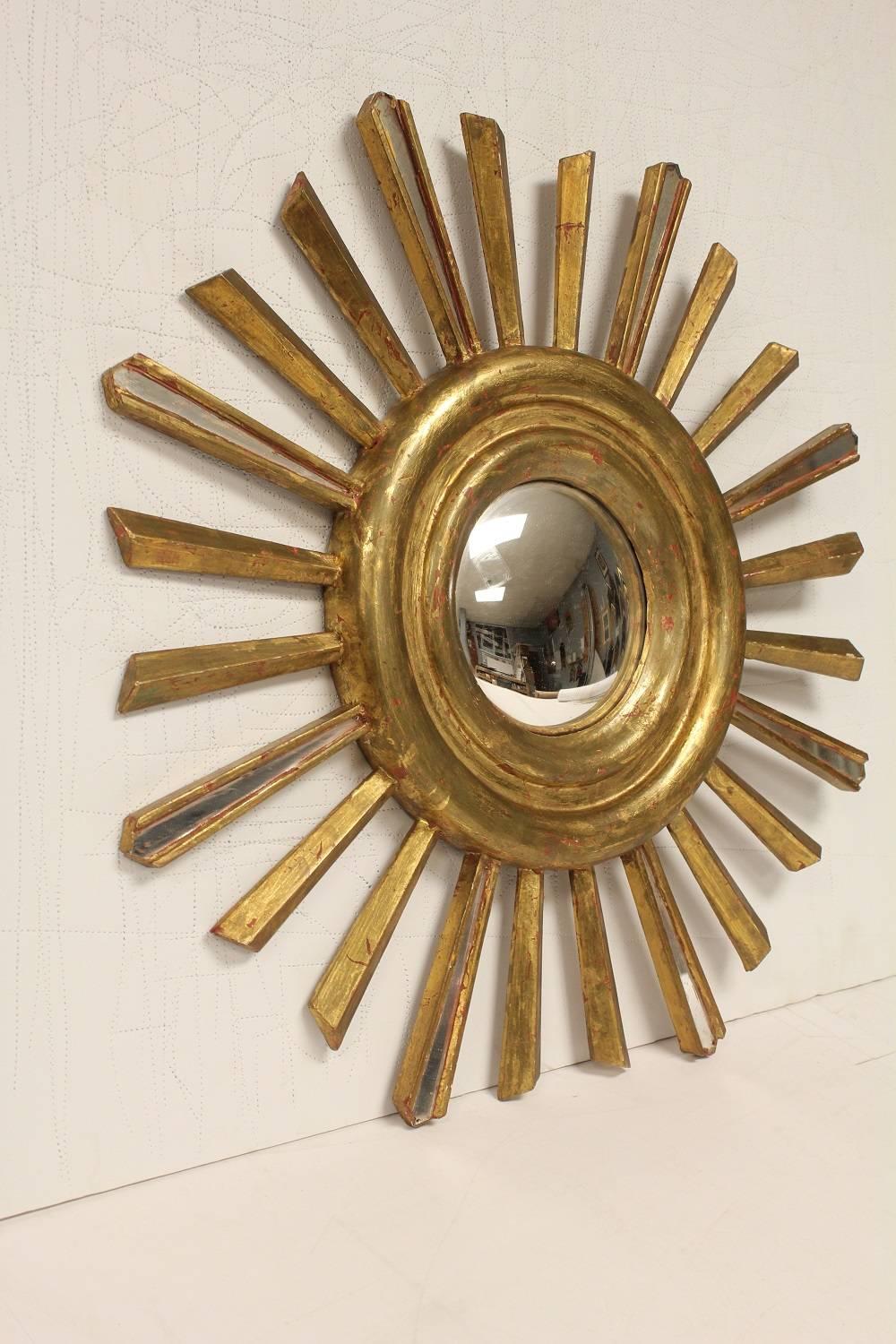 Midcentury Italian gilded wood sunburst convex mirror