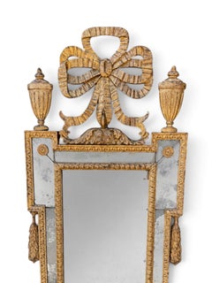 Ein Paar italienischer neoklassizistischer Spiegel aus vergoldetem Holz aus dem 18. Jahrhundert mit Originalglas