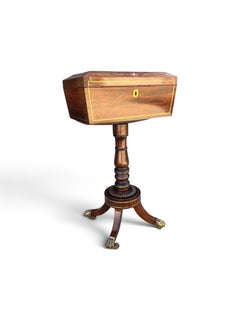 Service à thé de style Régence anglais, en bois de rose et incrusté de laiton, vers 1820