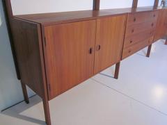 Self Standing Cado Wall System by Poul Cadovius