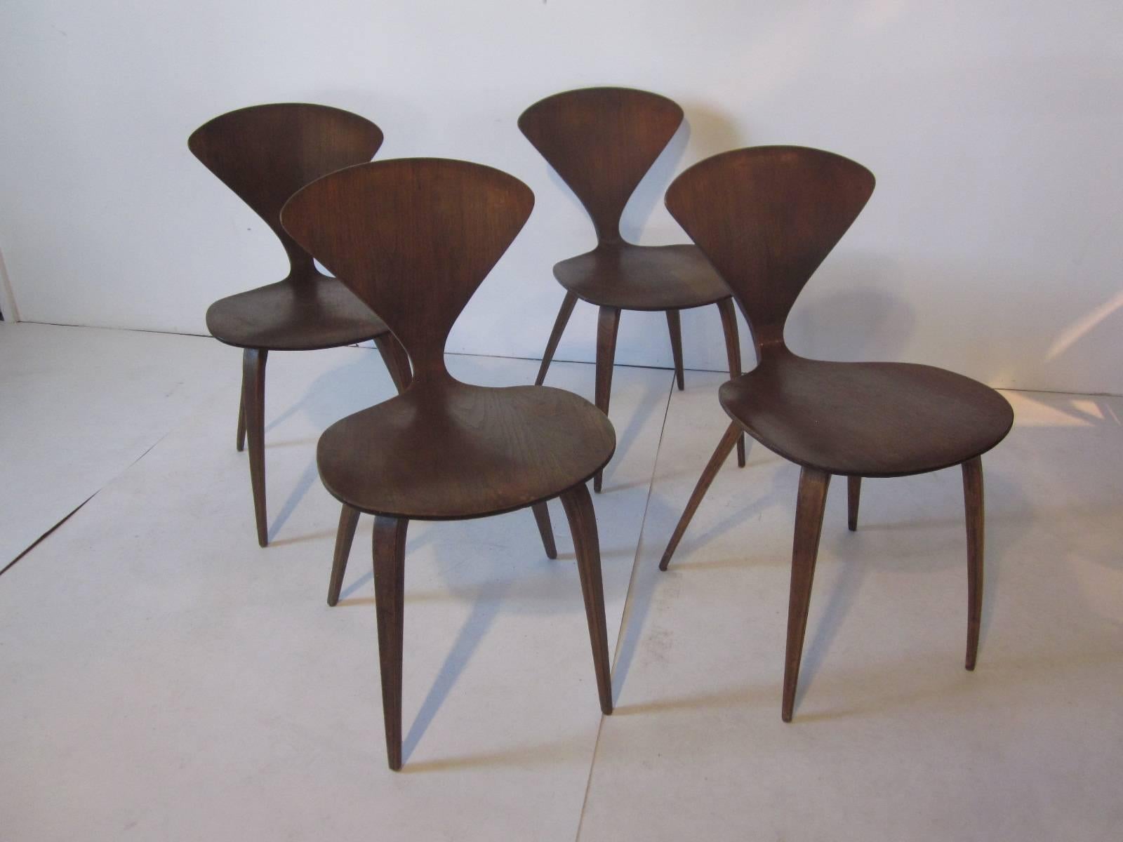 Plycraft Norman Cherner Side Chairs In Excellent Condition In Cincinnati, OH