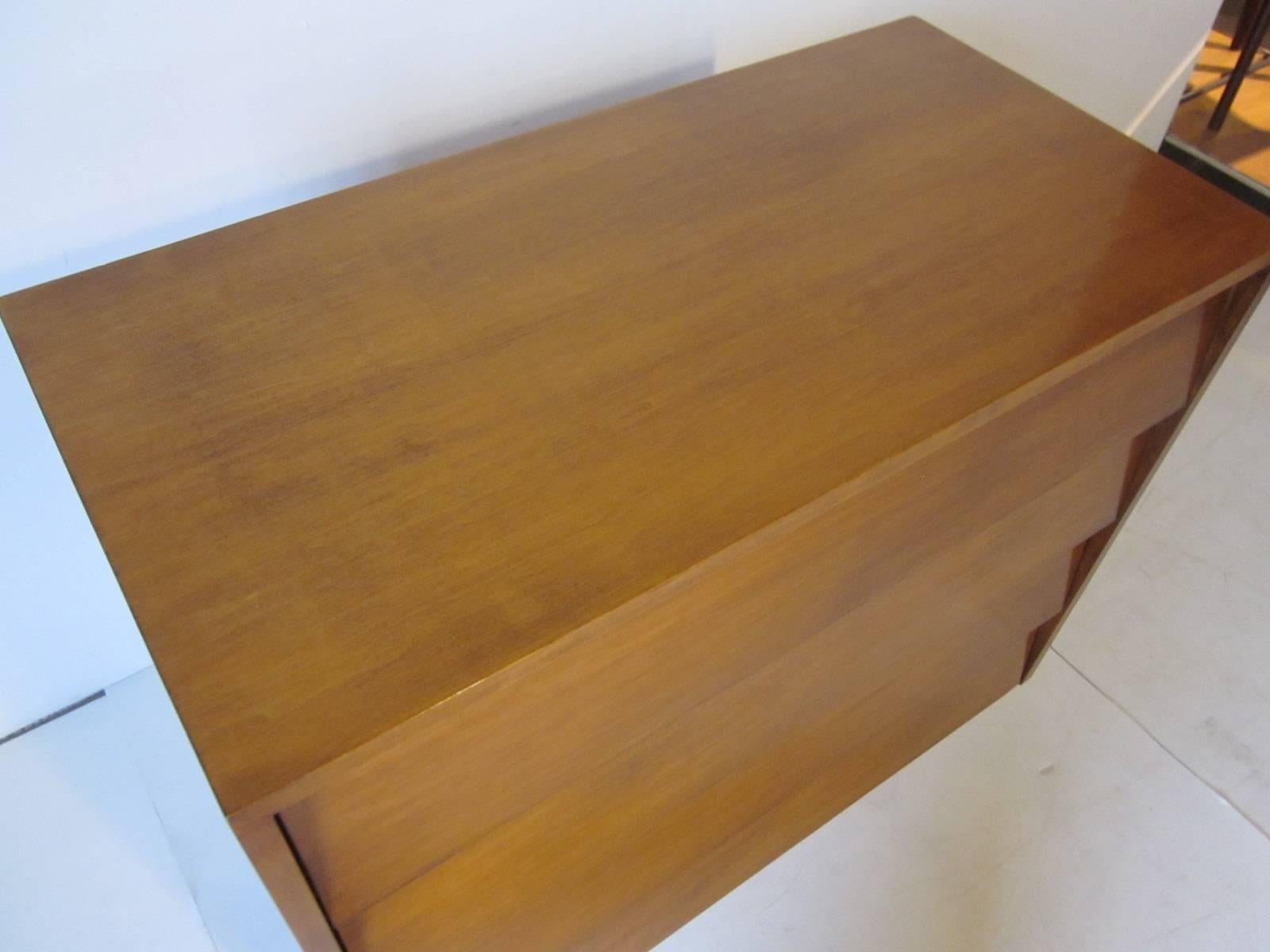 American Florence Knoll Dresser Chest