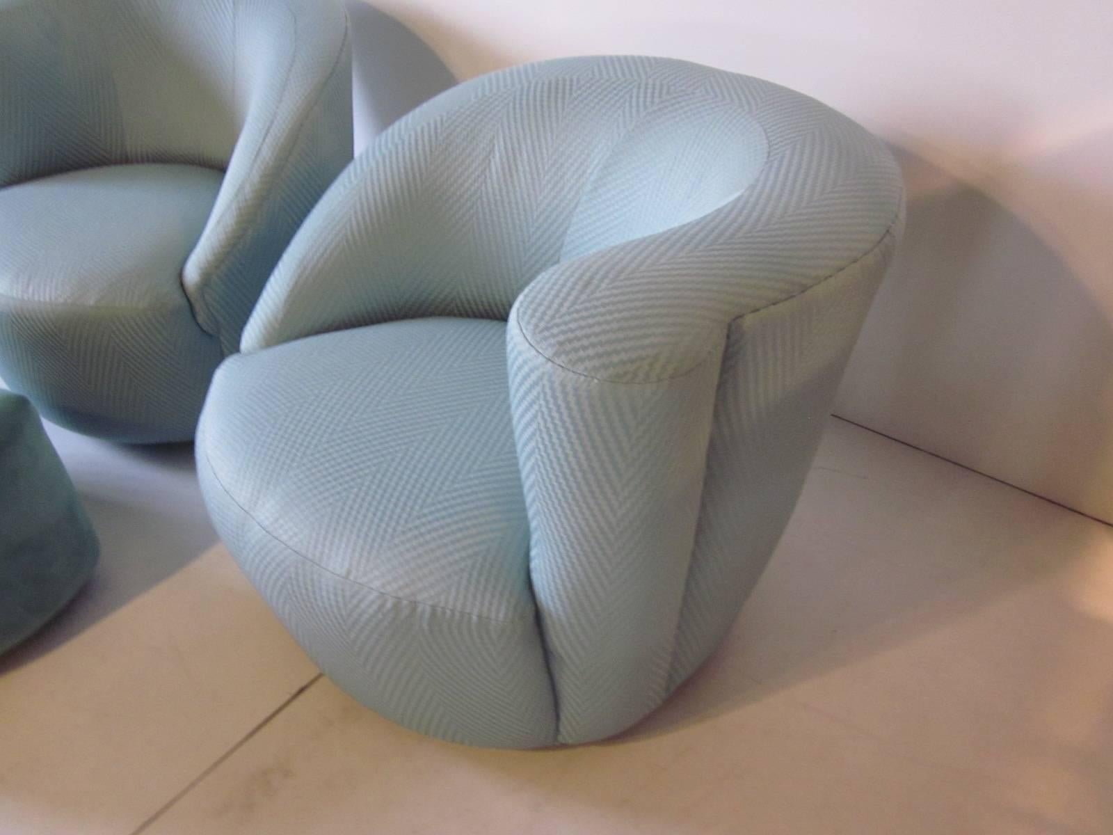 Vladimir Kagan Nautilus Chairs with Ottoman In Excellent Condition In Cincinnati, OH