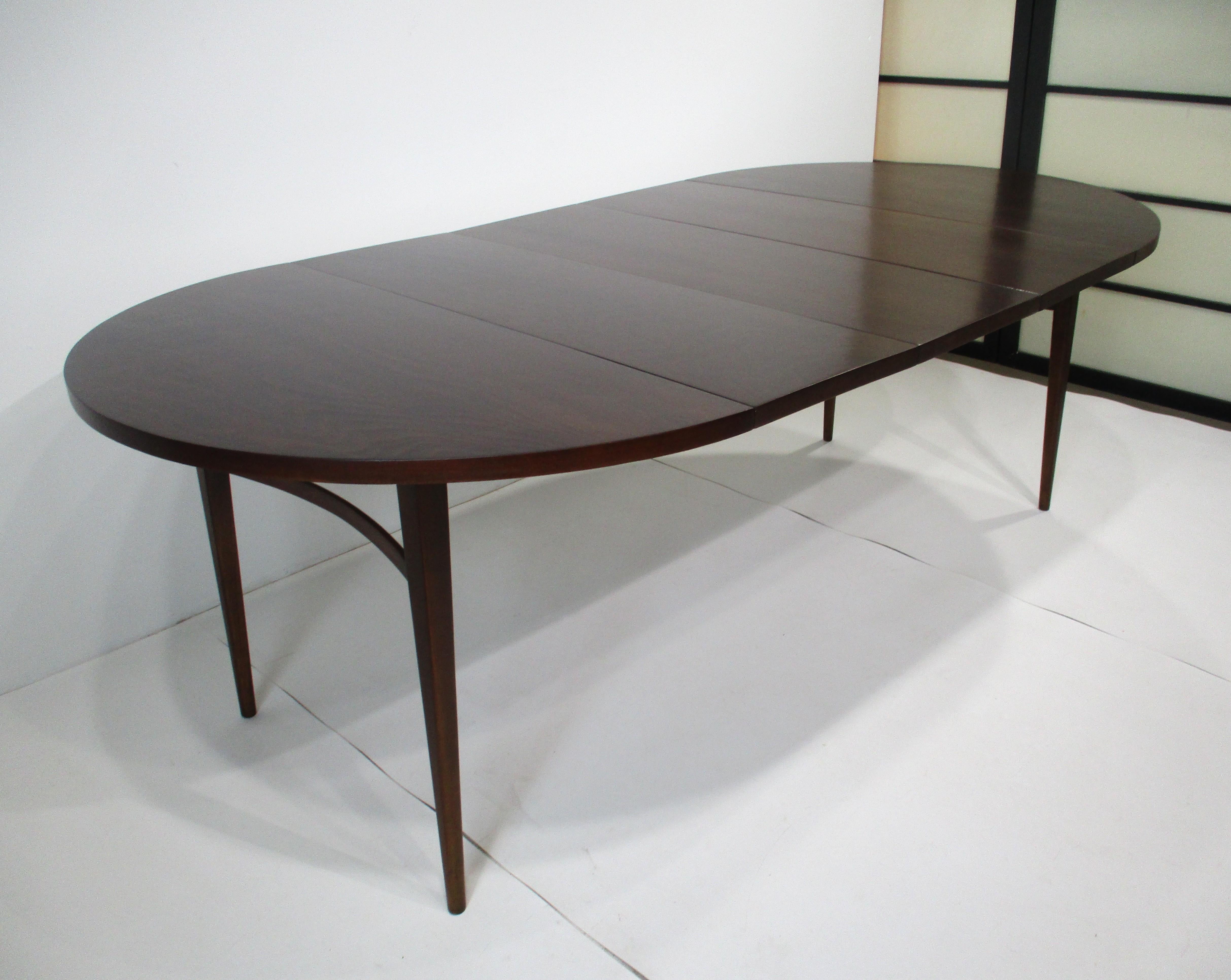 Paul McCobb Dining Table from the Perimeter Group Collection For Sale 1
