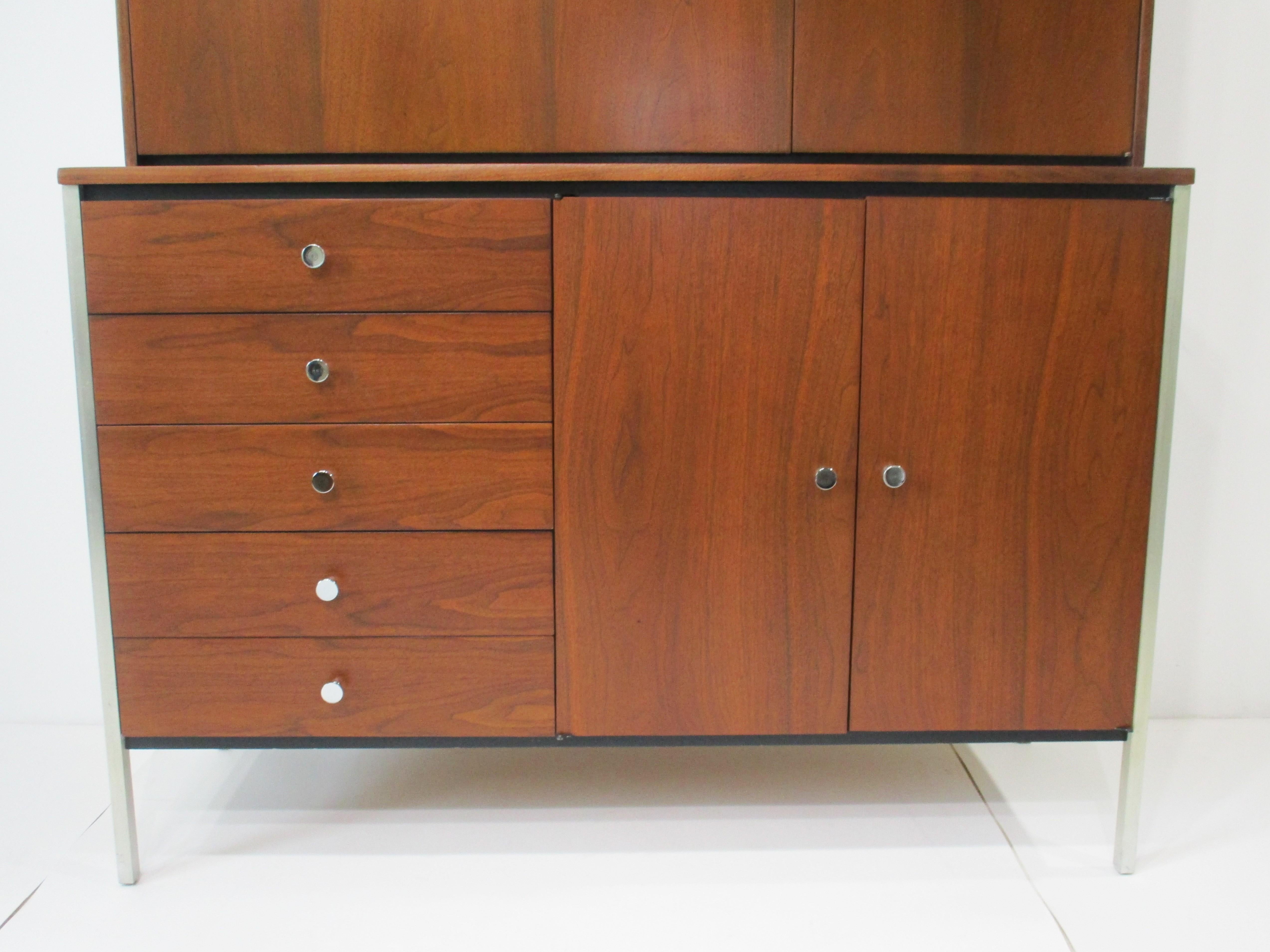 Rare Paul McCobb 2pc. Bar Cabinet by H. Saks & Sons Connoisseur Collection For Sale 3