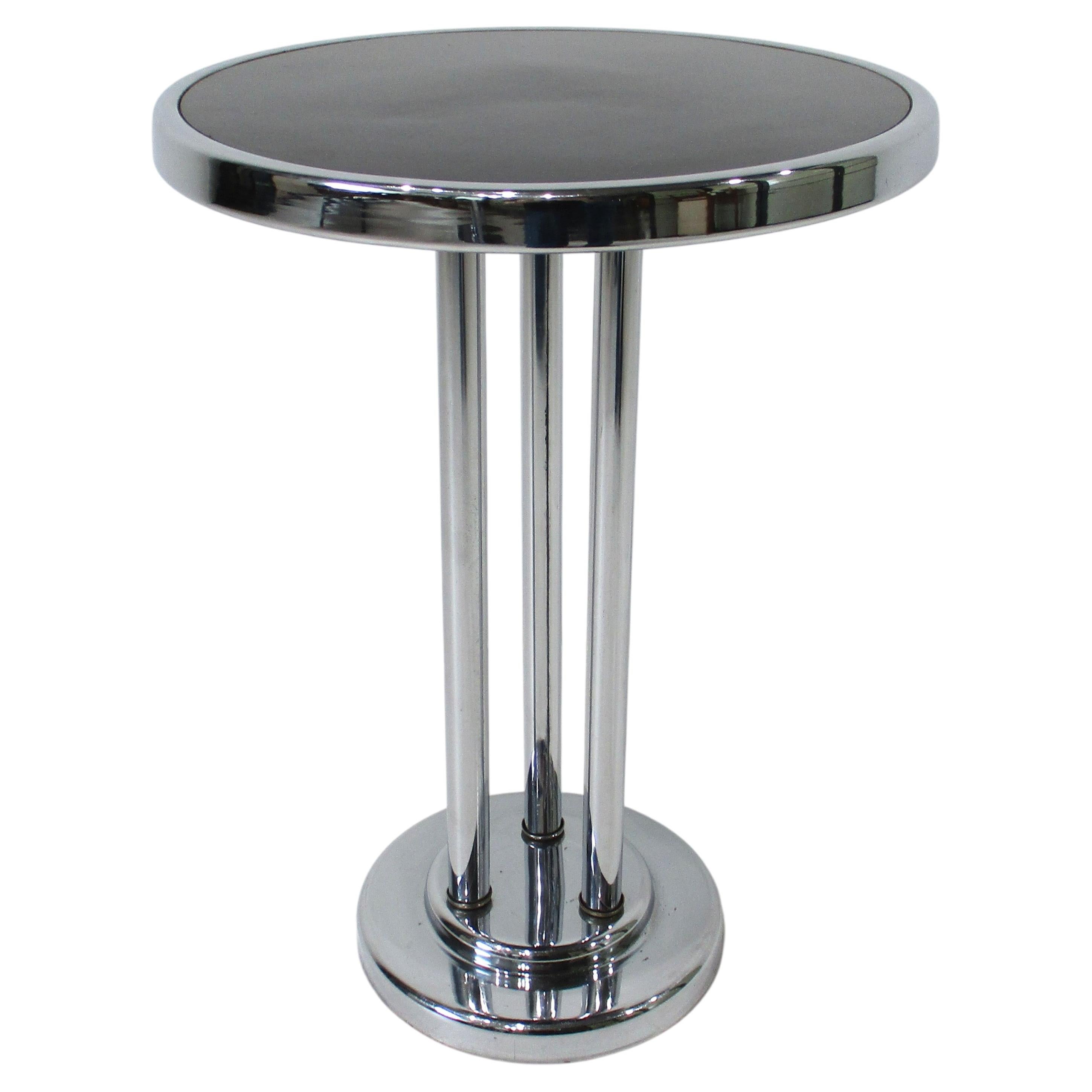Tavolino da sigarette in stile Art Déco Streamline di Wolfgang Hoffman per Howell in vendita