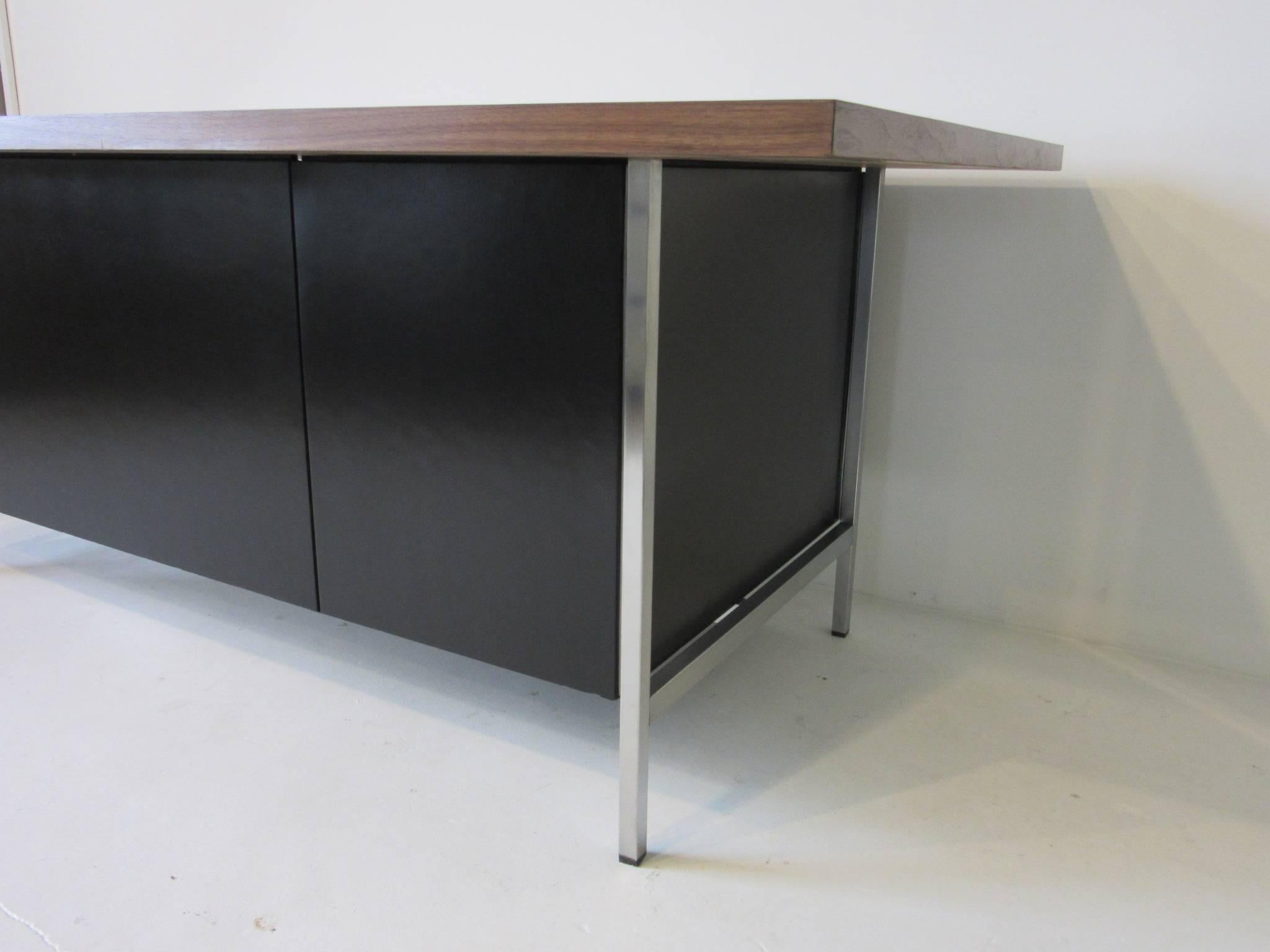 Mid-Century Modern Florence Knoll Executive Desk