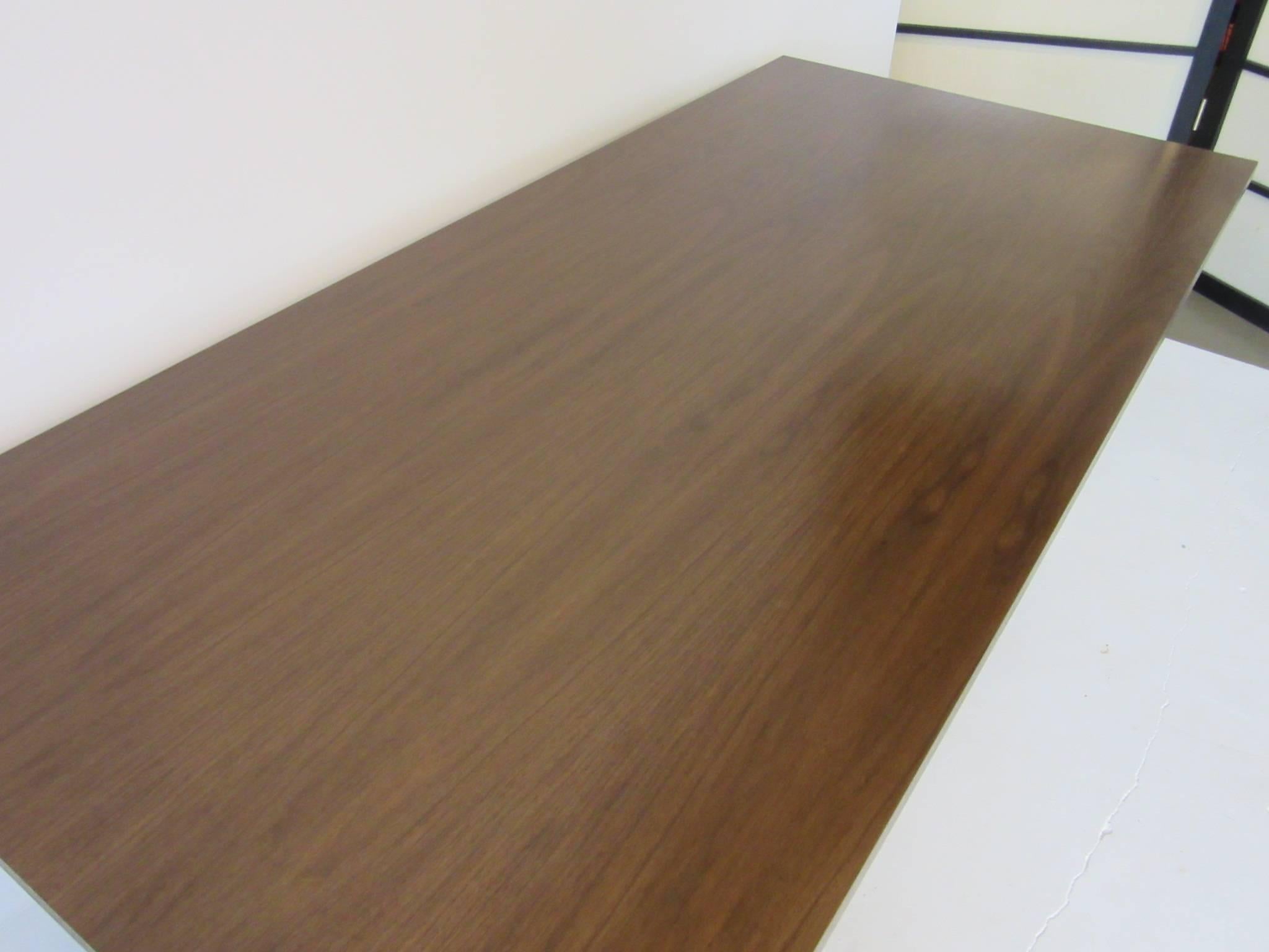 Florence Knoll Executive Desk In Good Condition In Cincinnati, OH